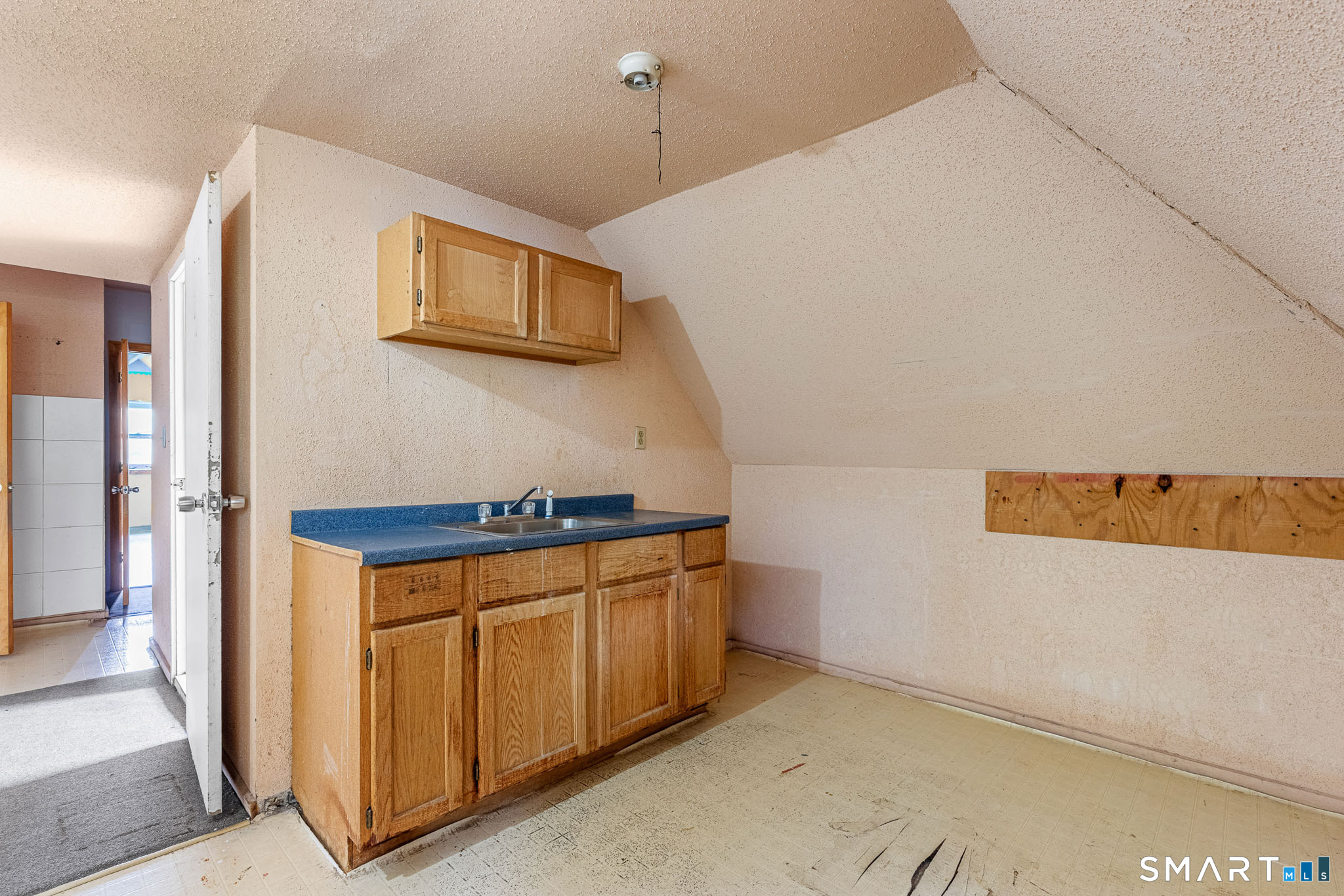 380 Chestnut Street Property Photo 22