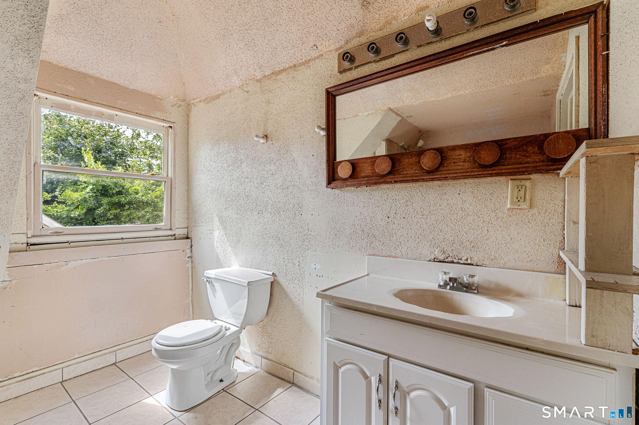 380 Chestnut Street Property Photo 24