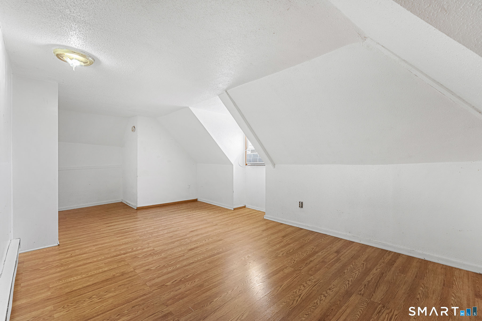 380 Chestnut Street Property Photo 25