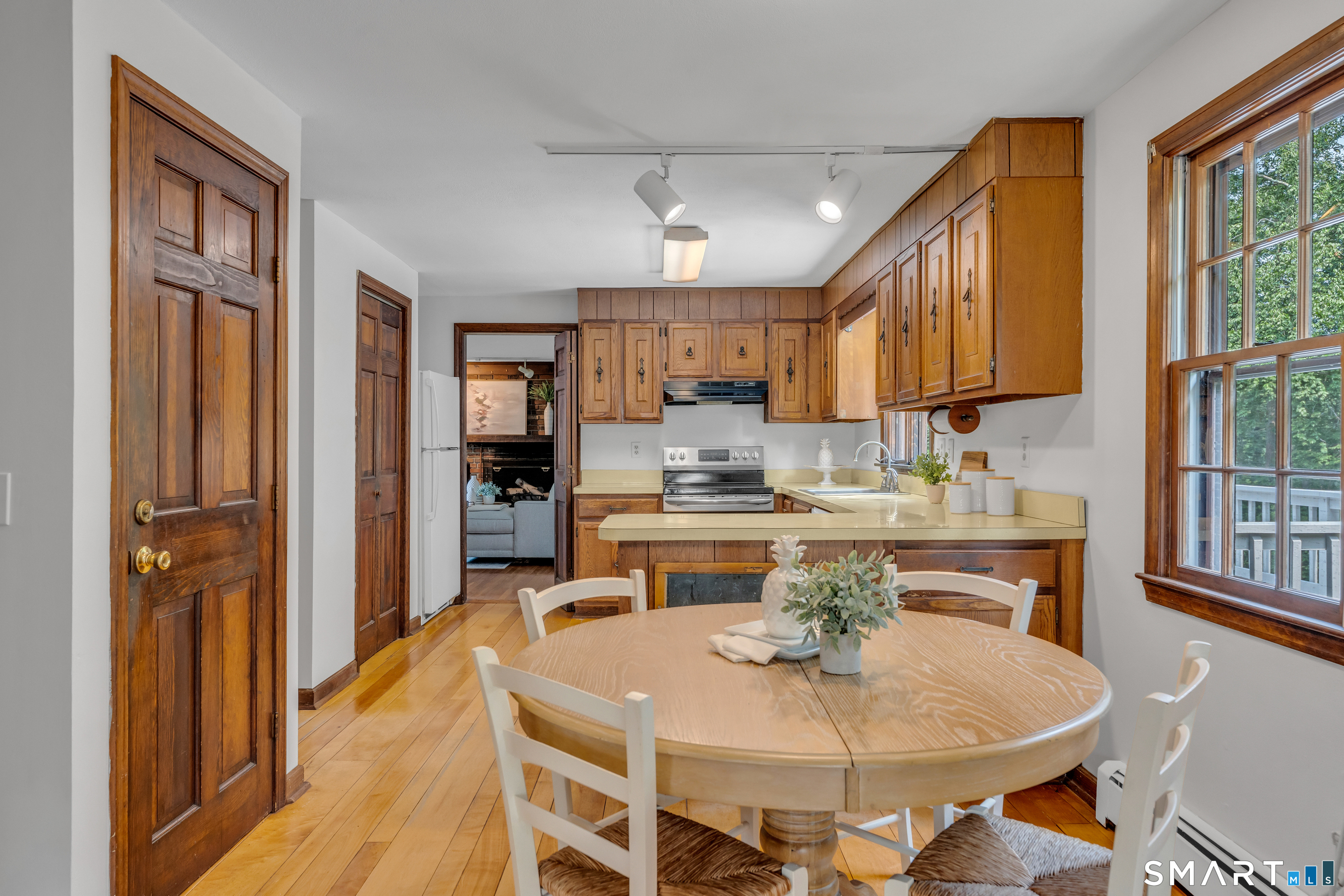 289 Hoop Pole South Road Property Photo 5