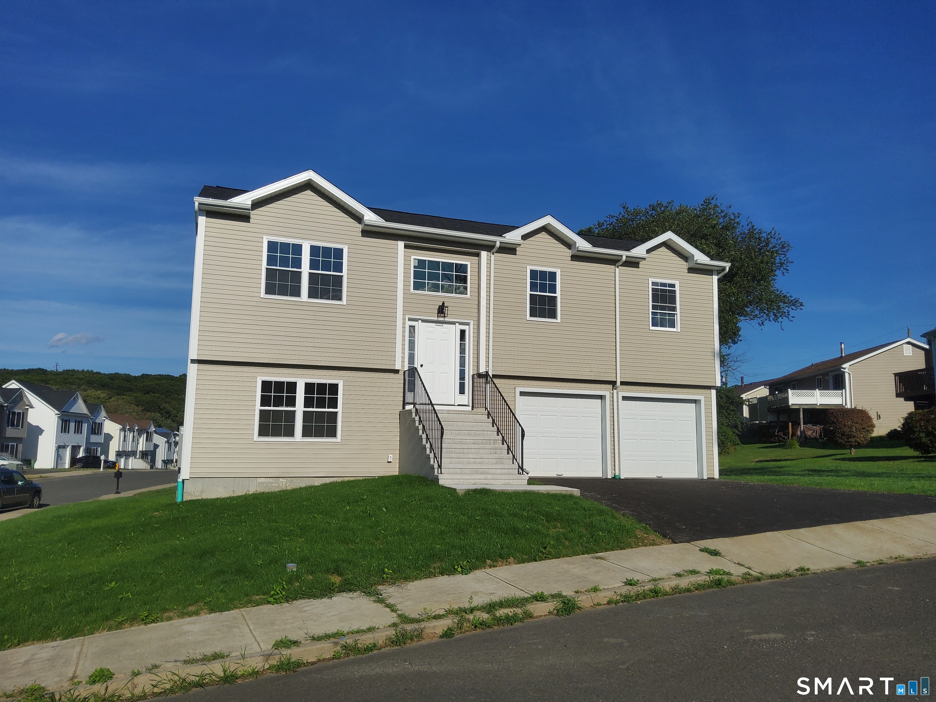 16 Kingsley Court Property Photo 1