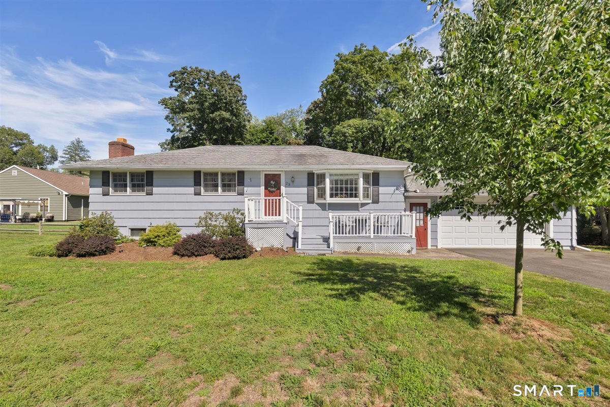 28 Centerbrook Road Property Photo 1