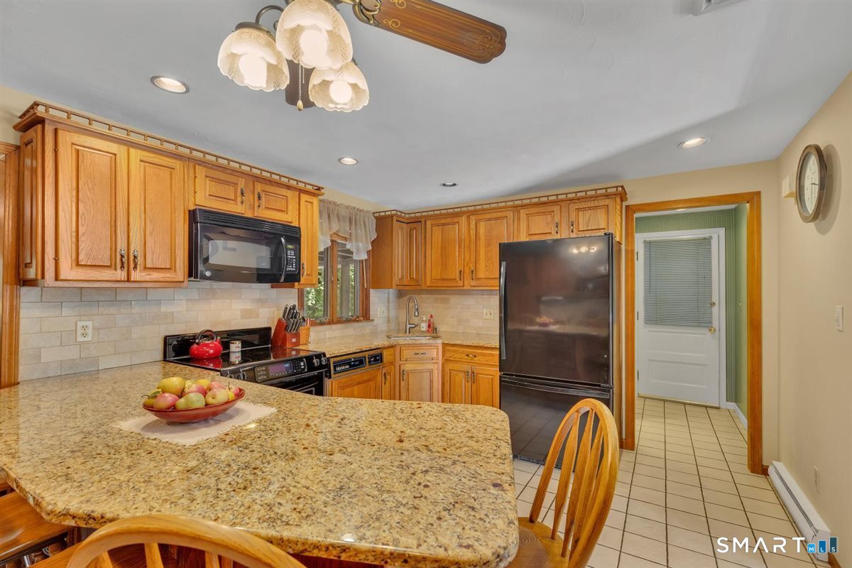 28 Centerbrook Road Property Photo 7