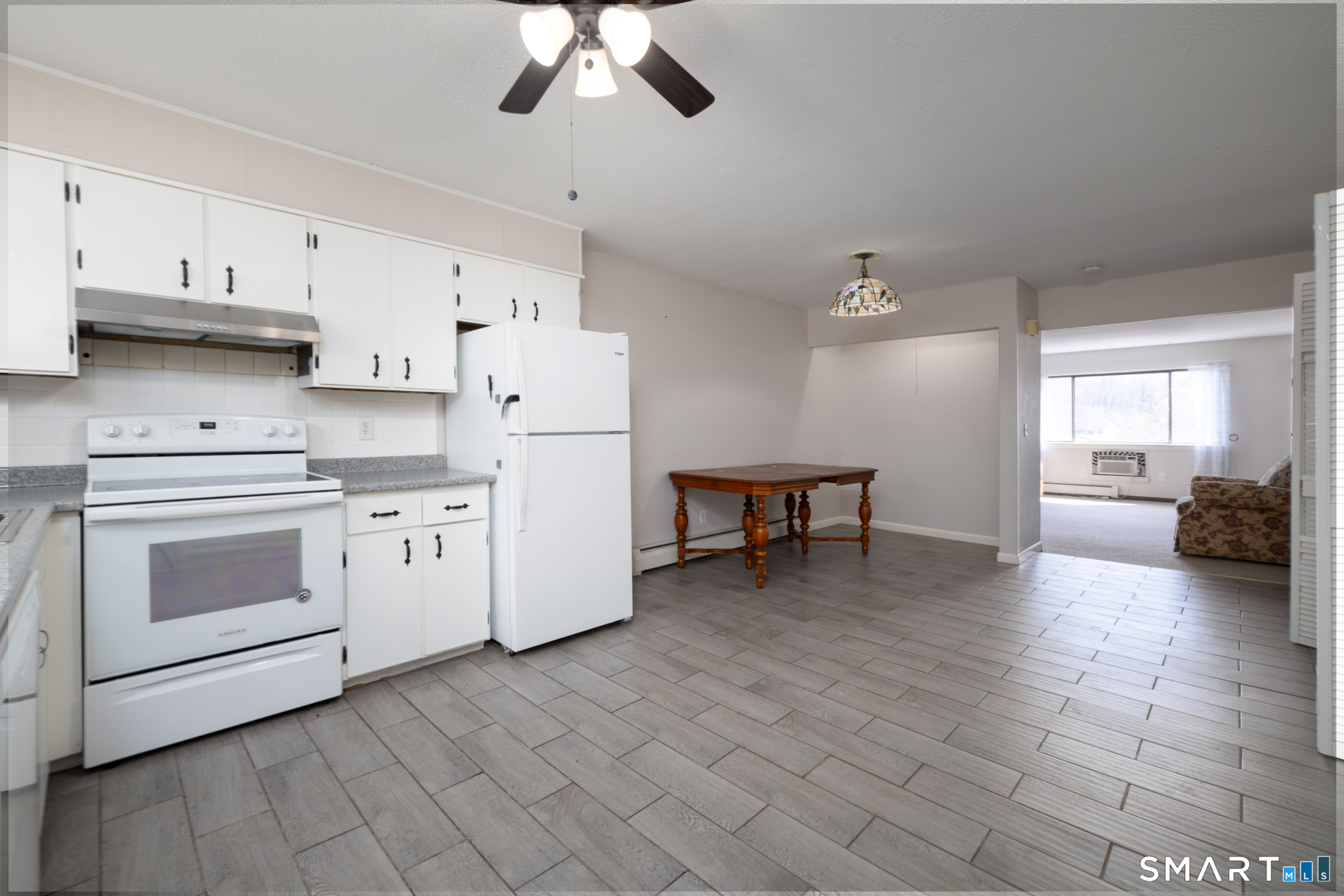 184 Kaynor D Drive Property Photo 3