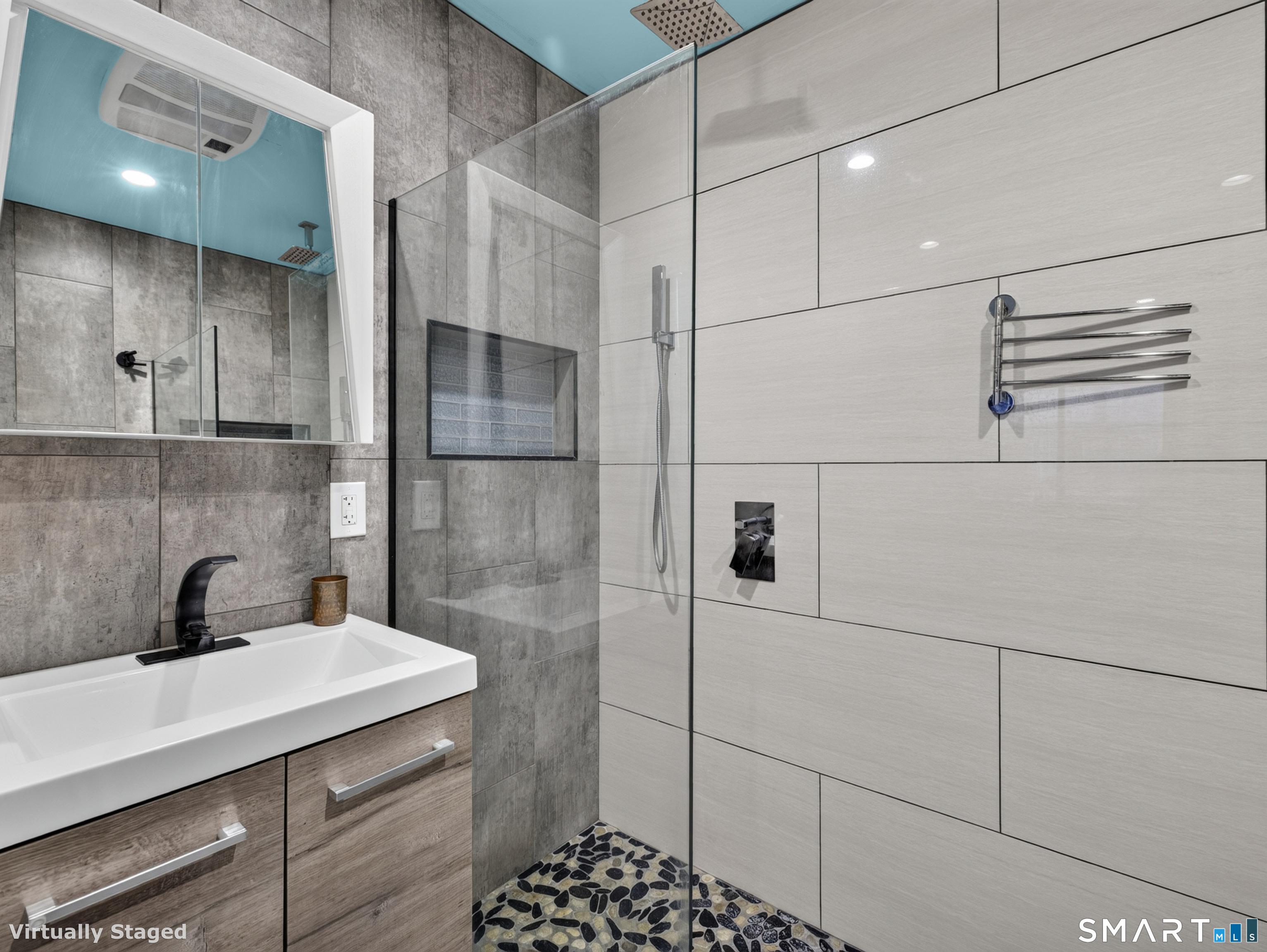 2 Mansfield Grove 165 Road Property Photo 27