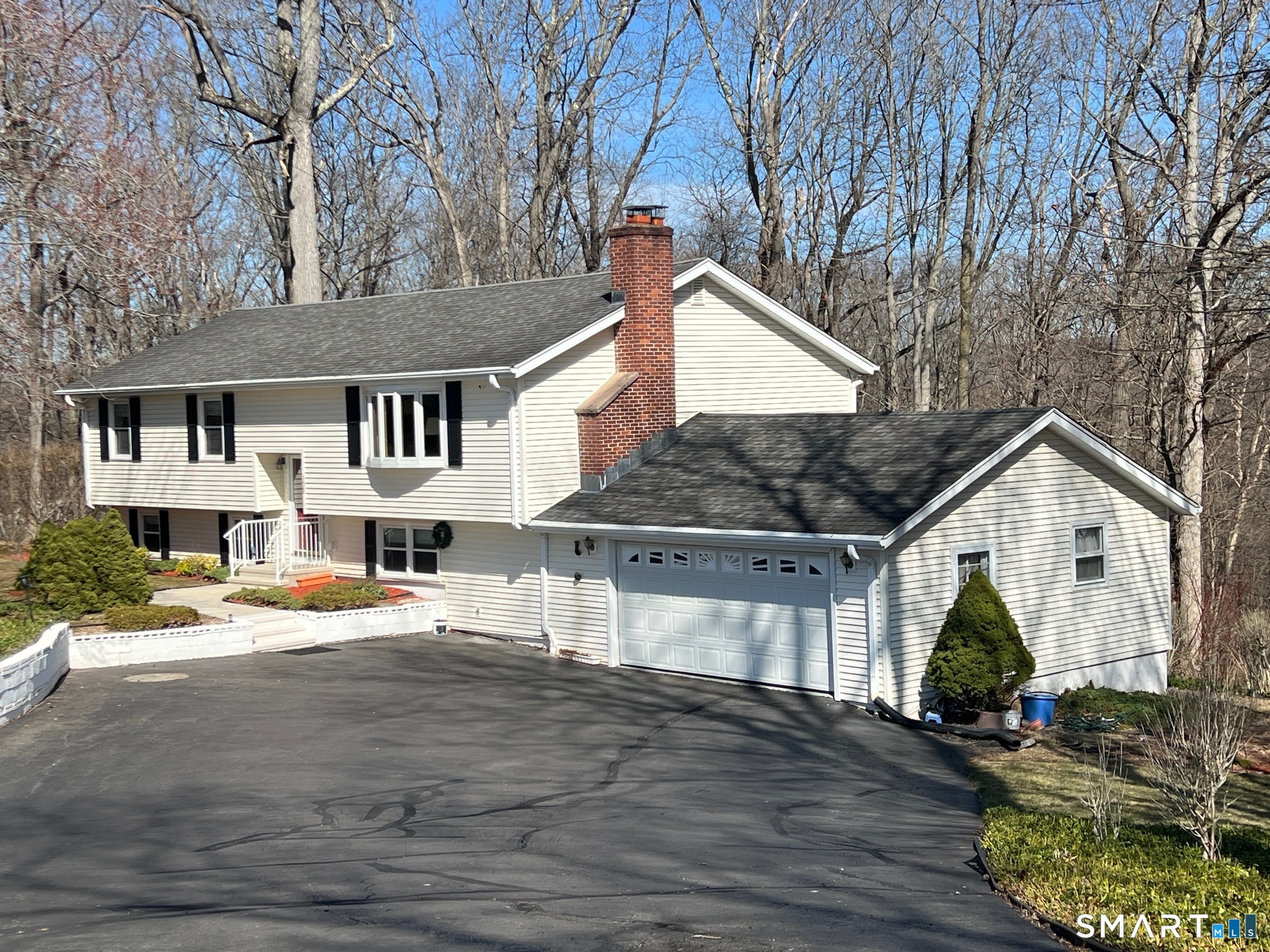 135 Parsonage Hill Road Property Photo 1