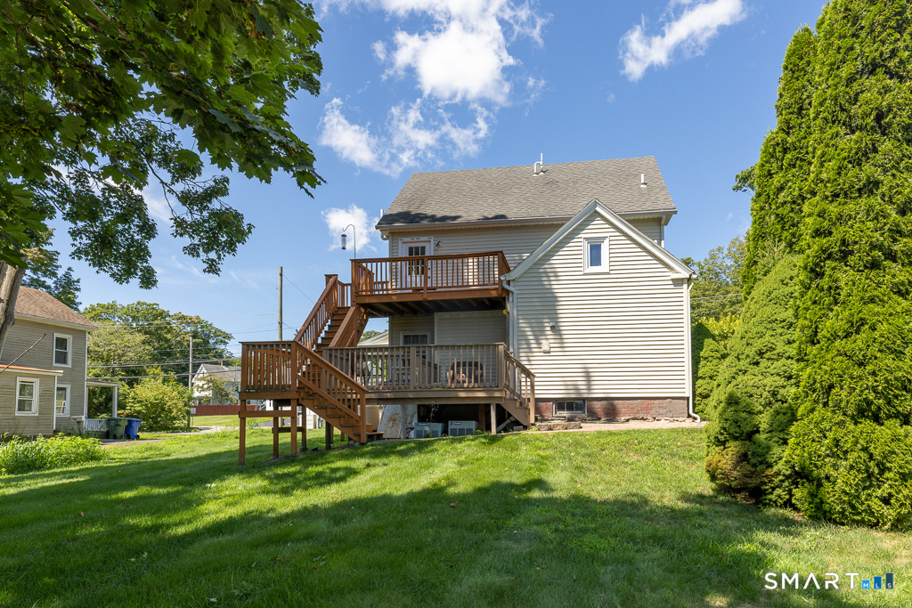 2 Sterling 2 Drive Property Photo 3