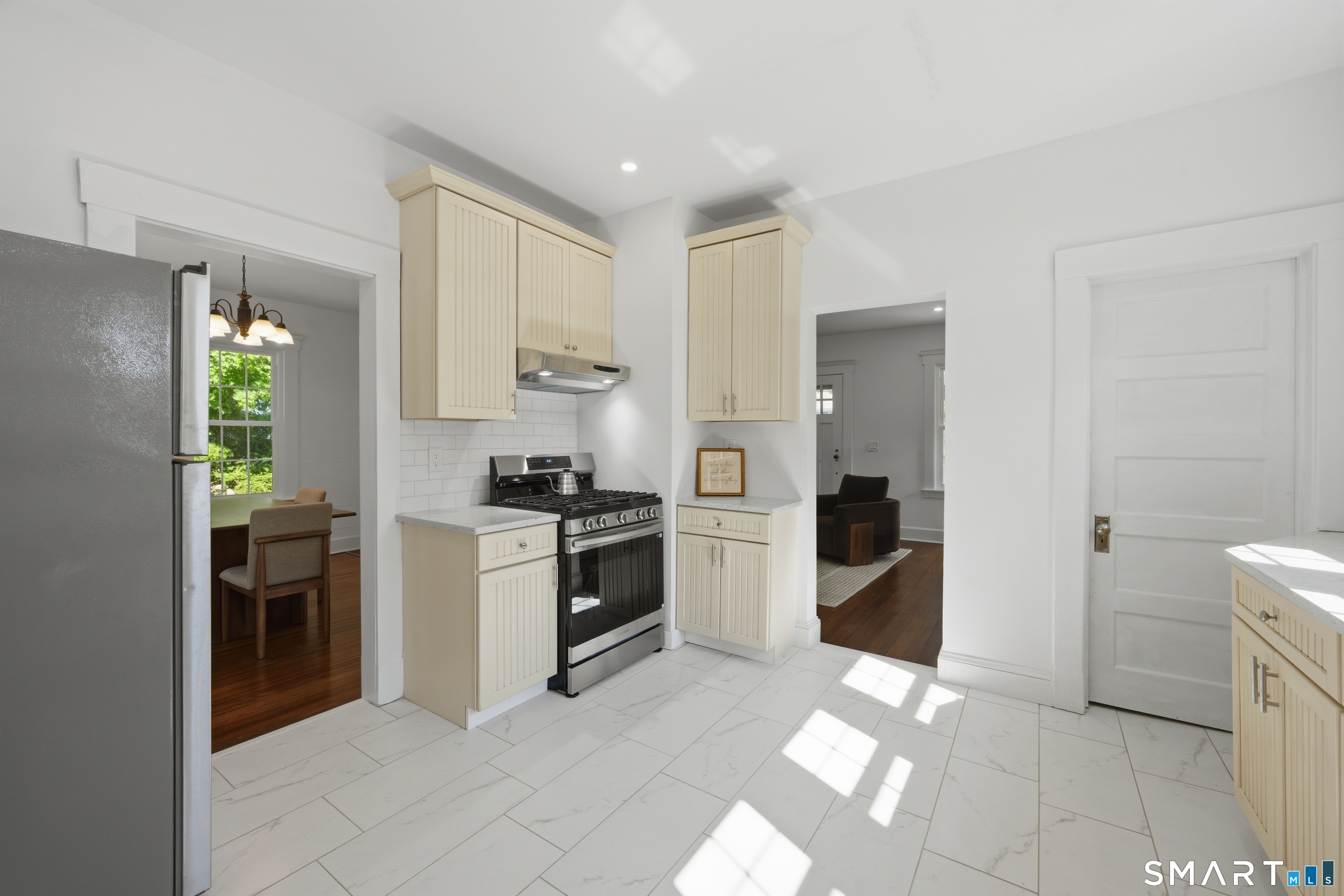 299 Main West Street Property Photo 12