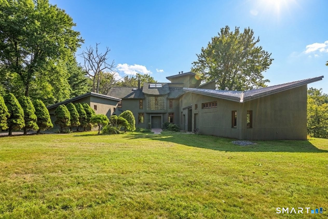 27 Ridge Road Property Photo 2