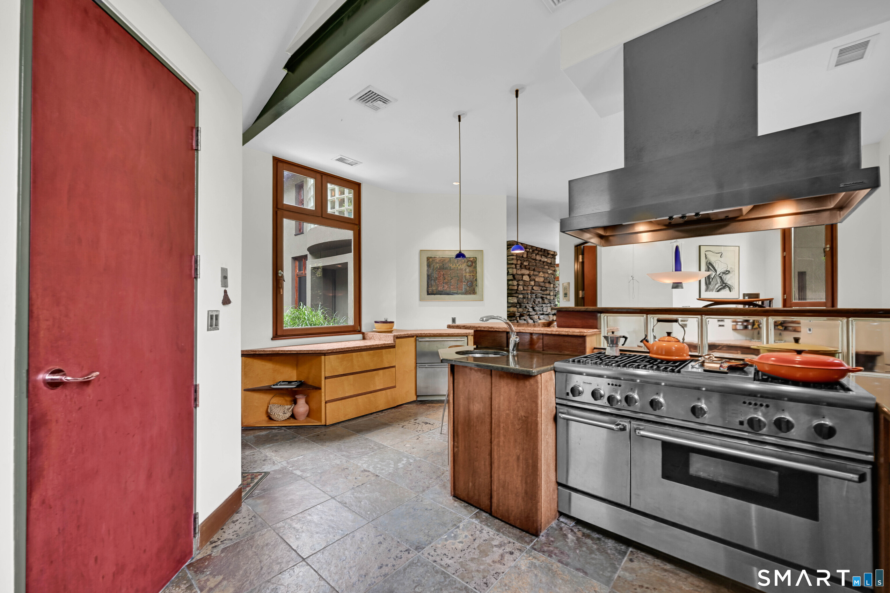 27 Ridge Road Property Photo 8