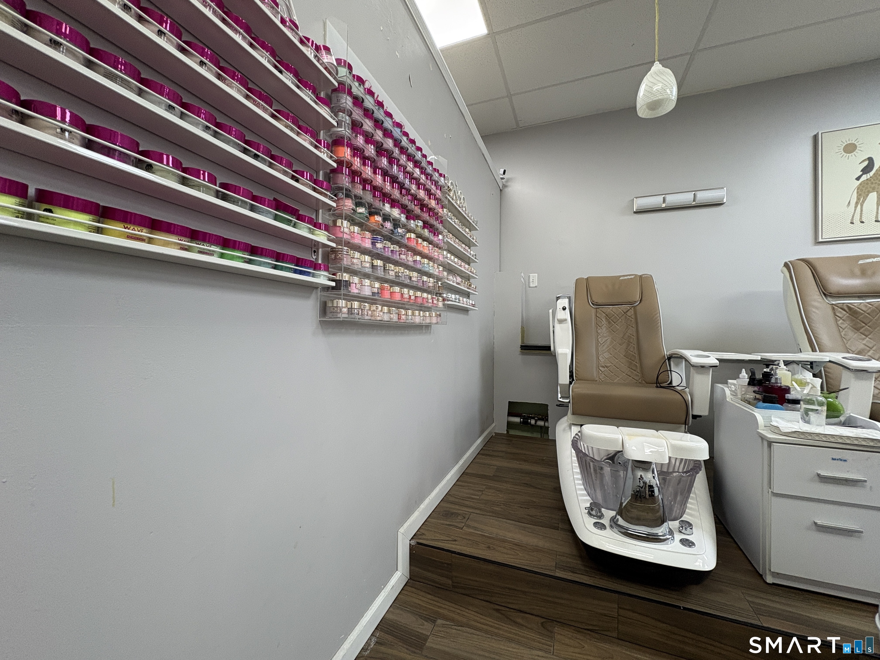 Dixwell Avenue Property Photo 32