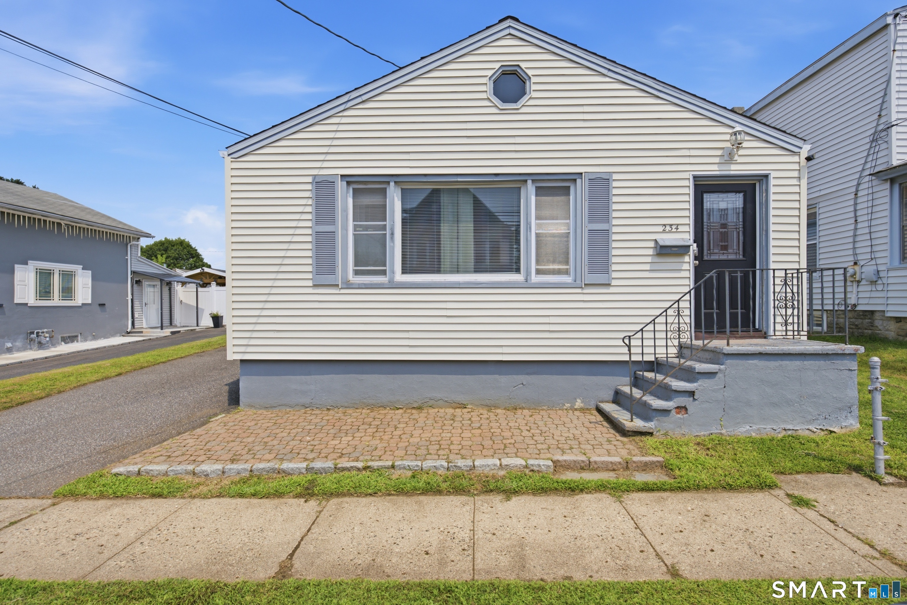 234 Hollister Street Property Photo 1