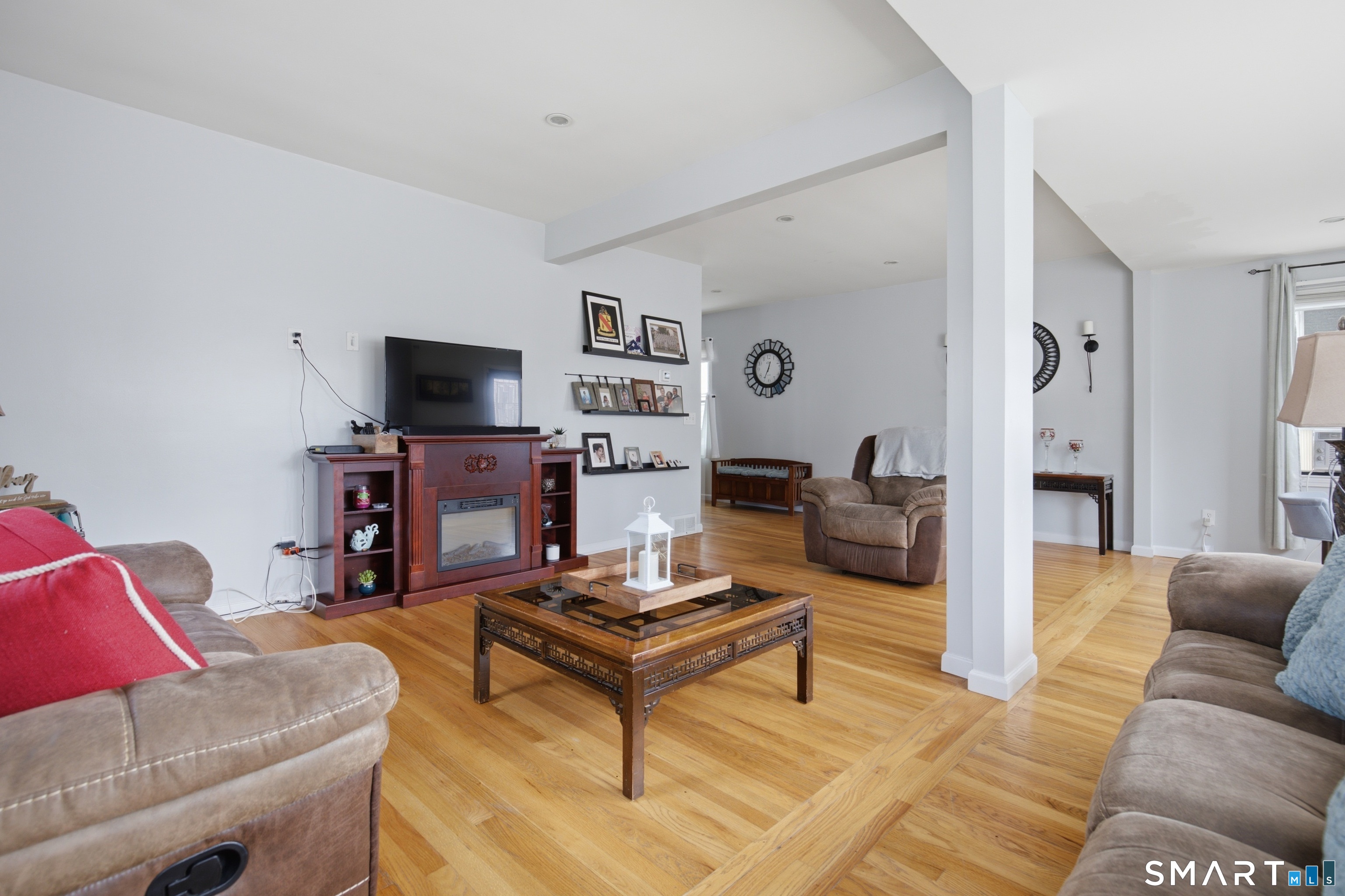 234 Hollister Street Property Photo 5