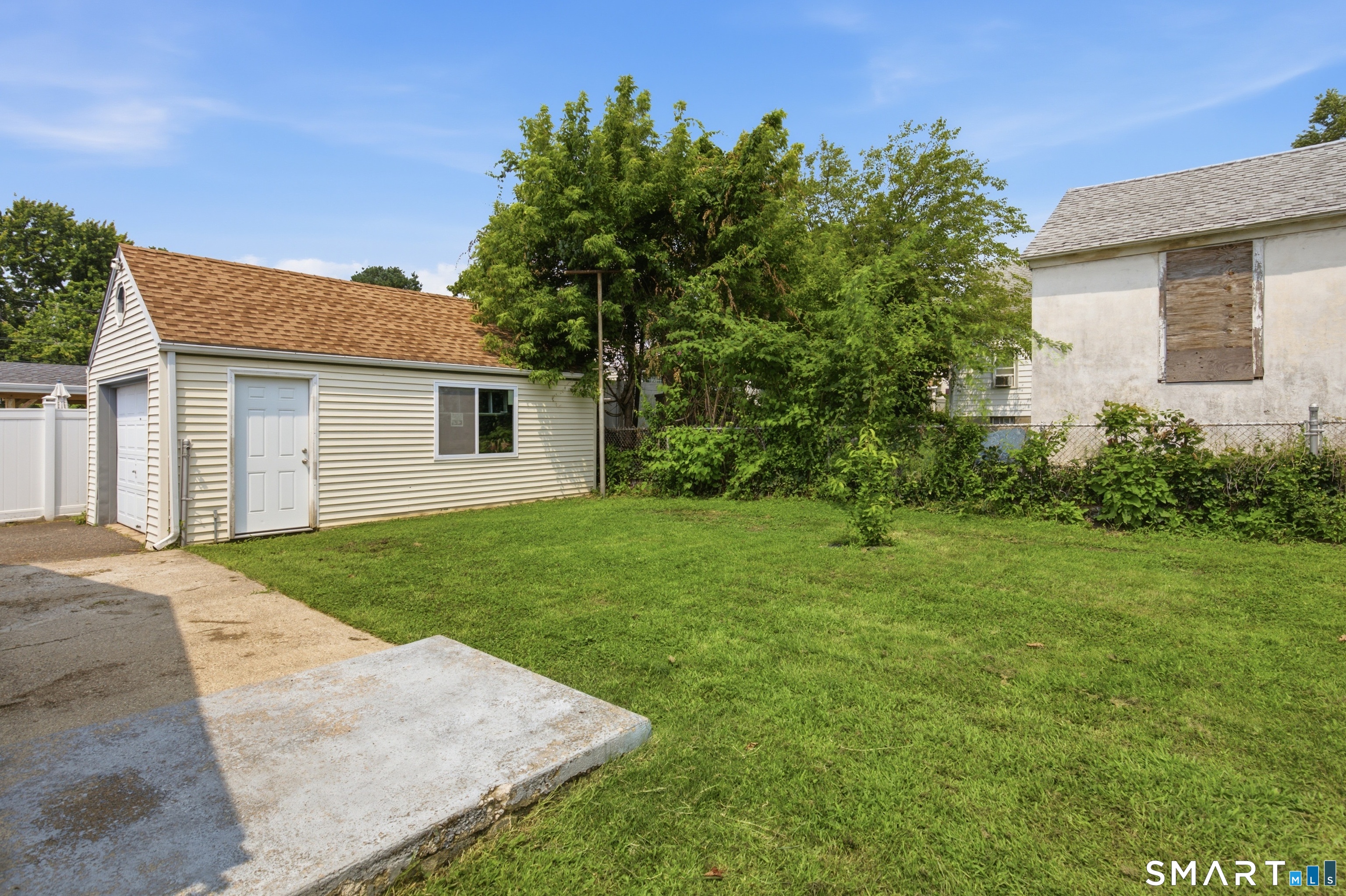 234 Hollister Street Property Photo 16