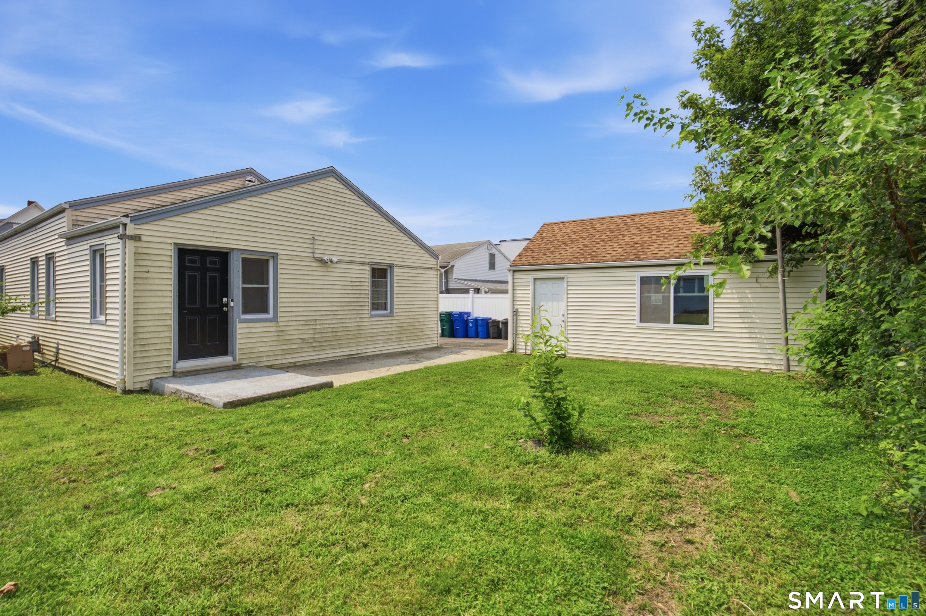 234 Hollister Street Property Photo 17