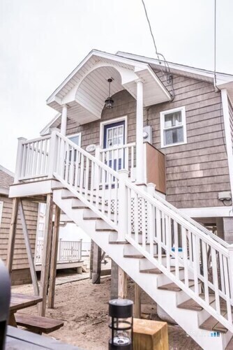 127 Shore Road Property Photo 1