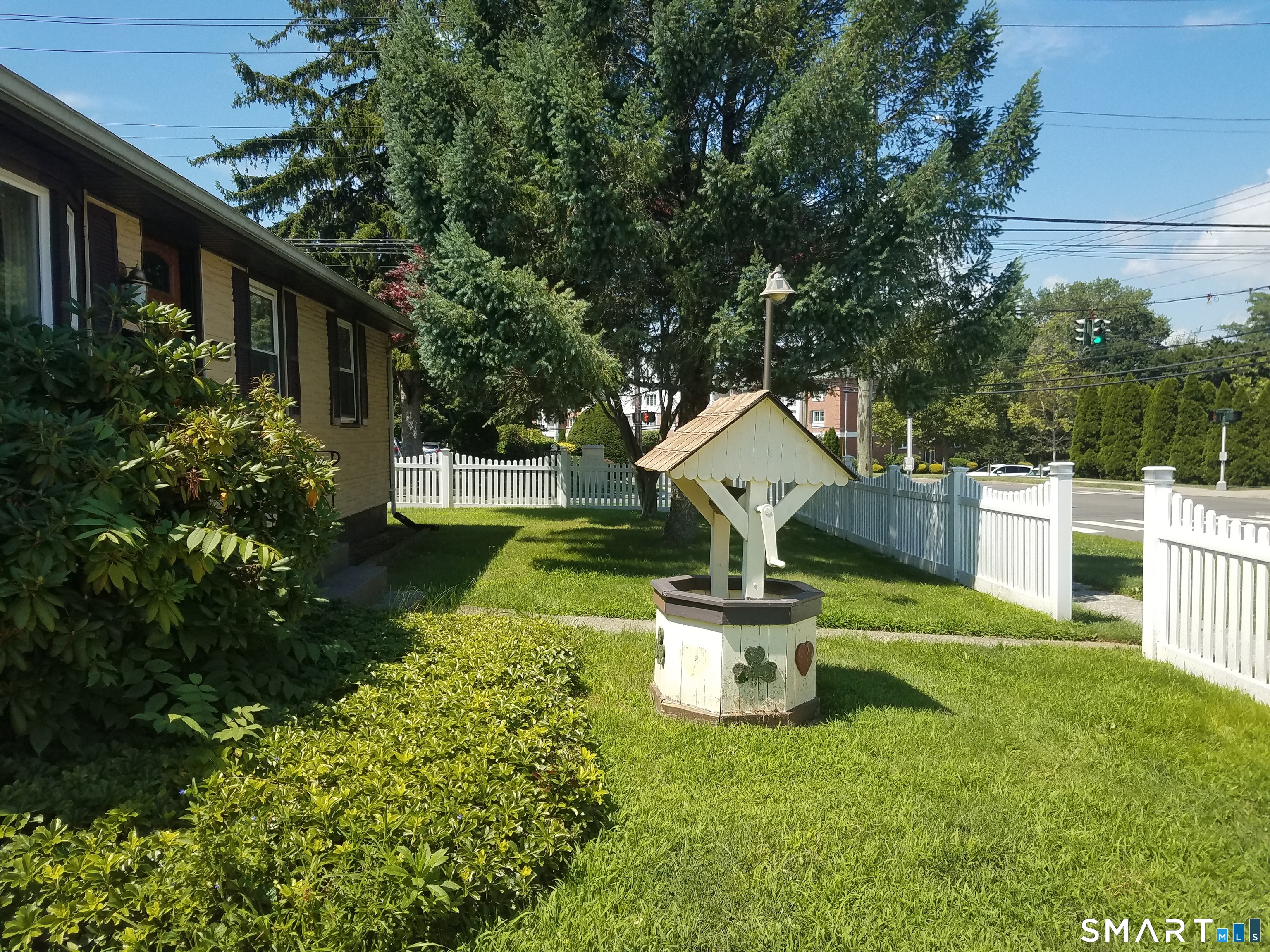 211 Melba Street Property Photo 4
