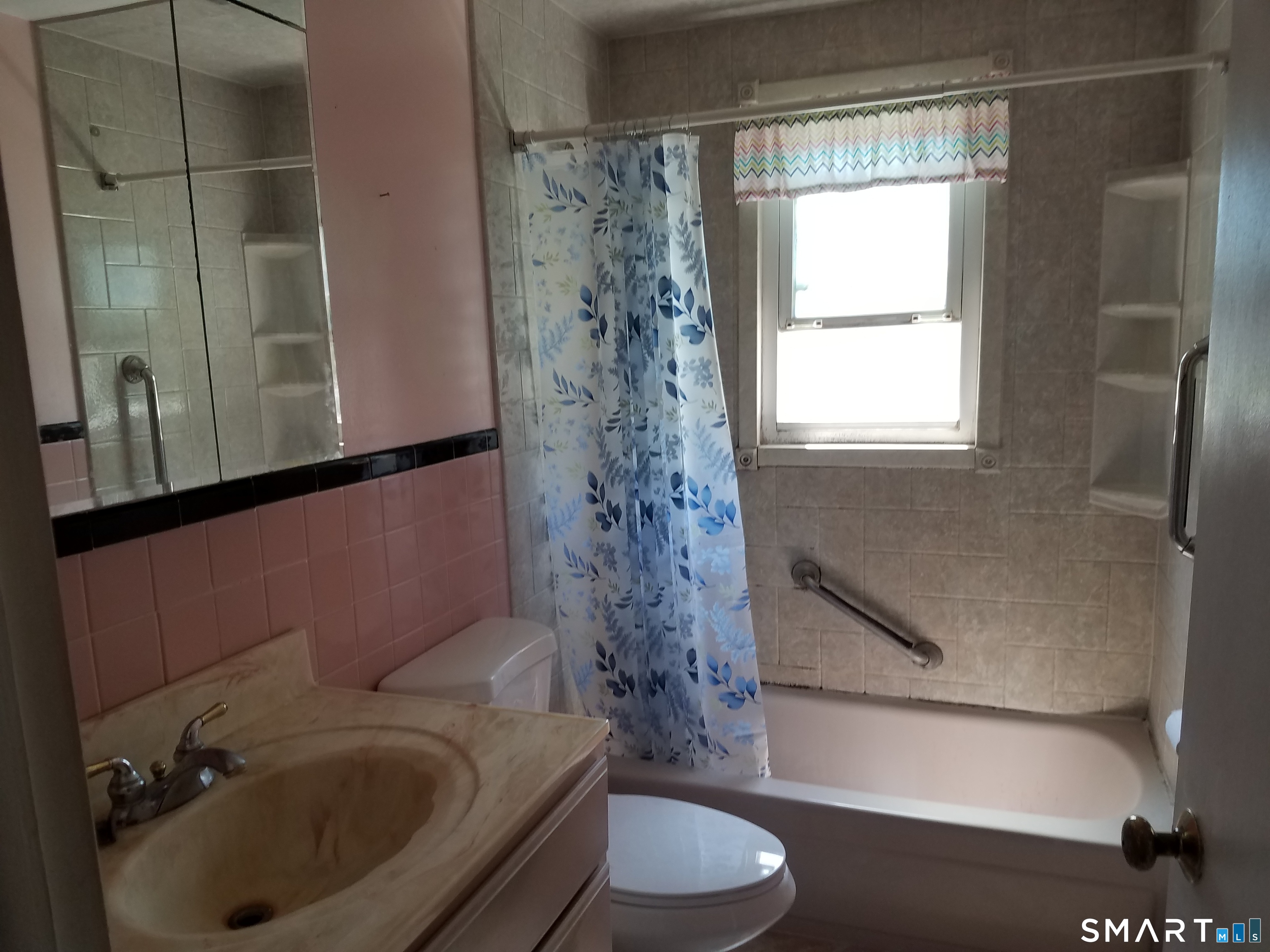 211 Melba Street Property Photo 16