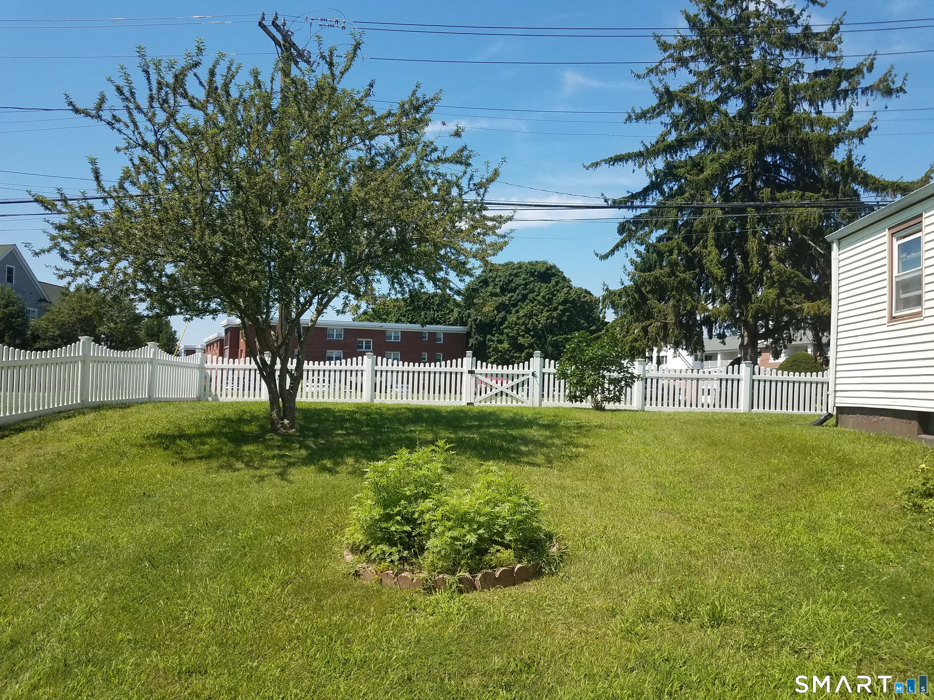 211 Melba Street Property Photo 31