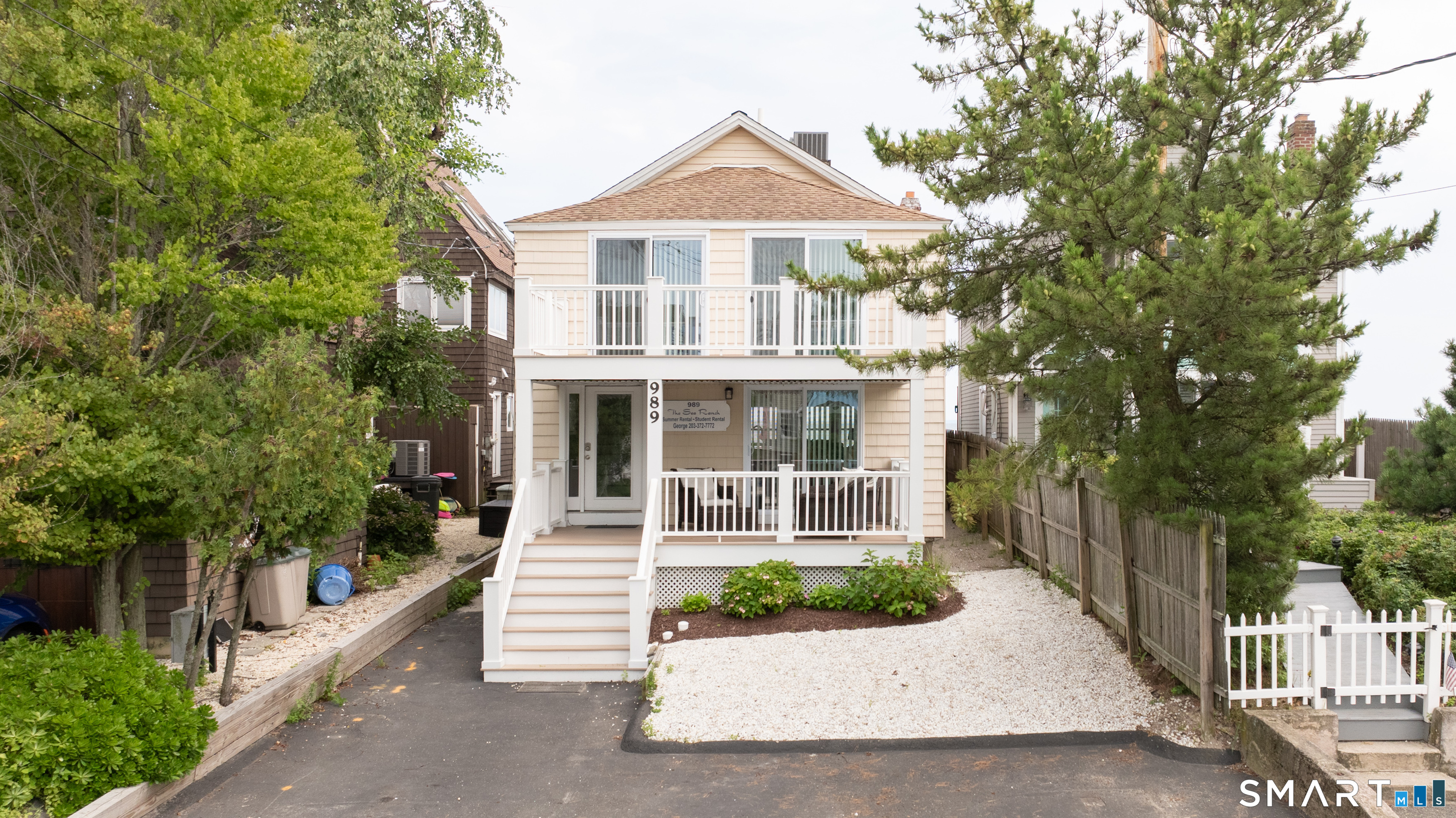 989 Fairfield Beach Road Property Photo 1