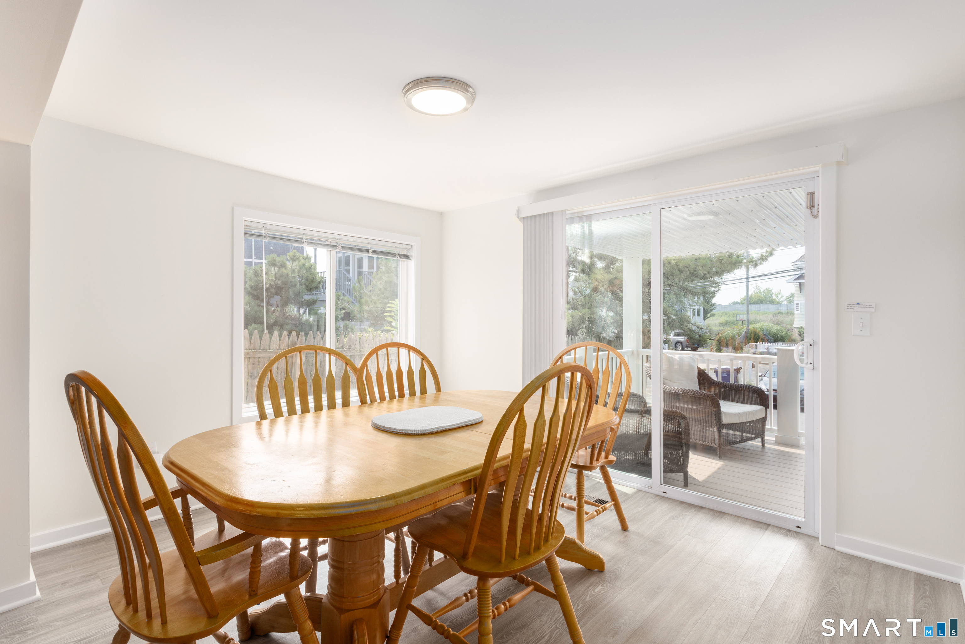989 Fairfield Beach Road Property Photo 10
