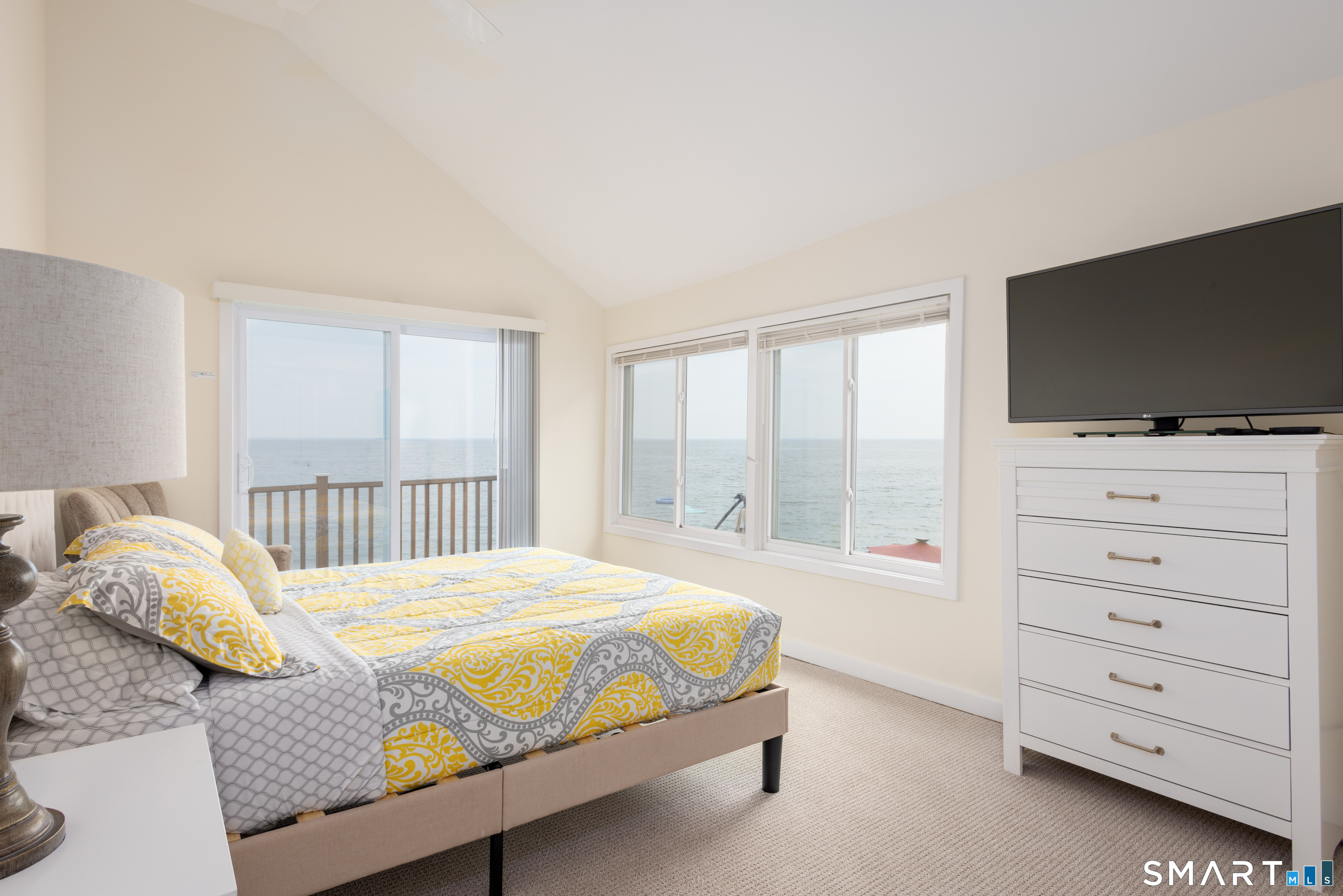 989 Fairfield Beach Road Property Photo 12