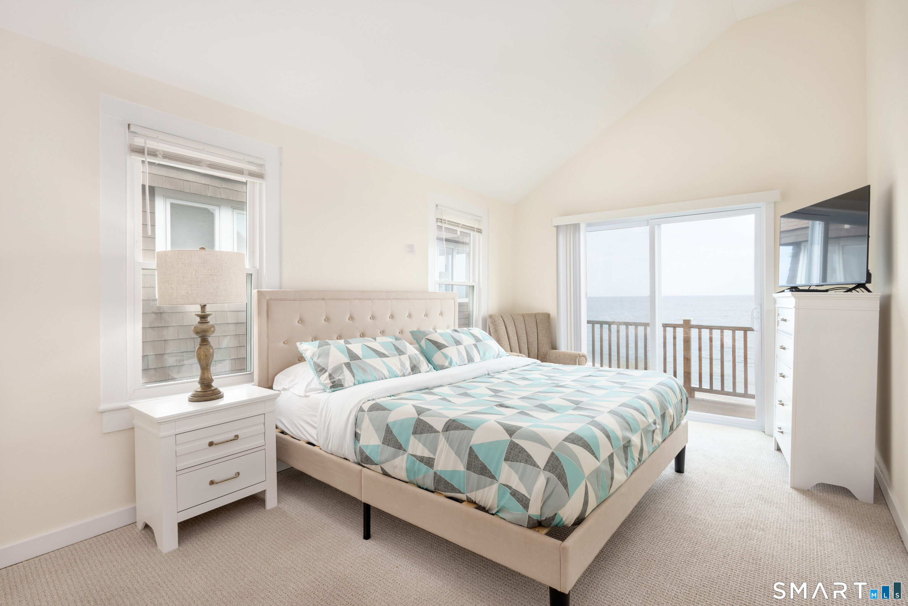 989 Fairfield Beach Road Property Photo 18