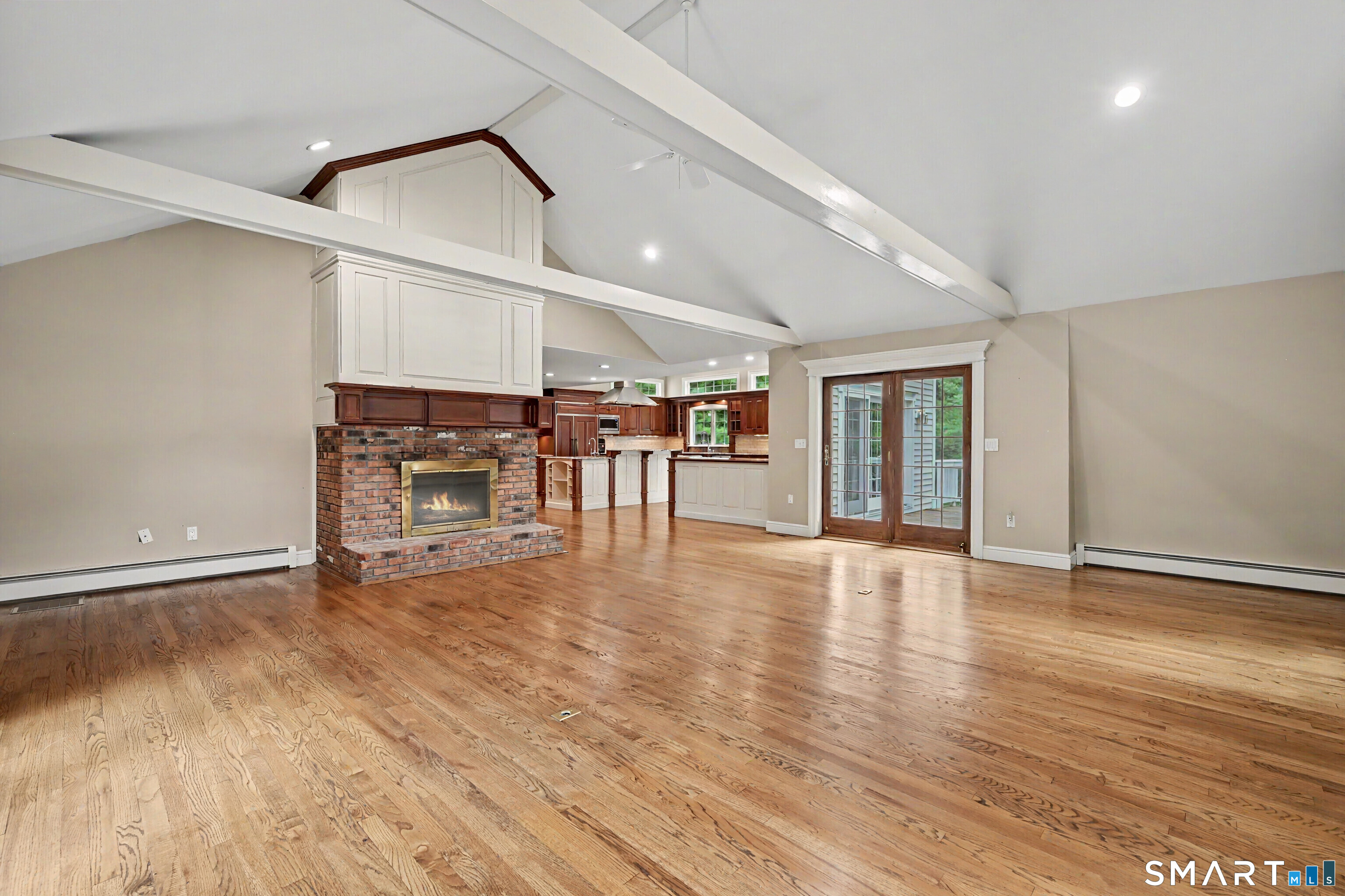 8 Indian Rock Place Property Photo 4