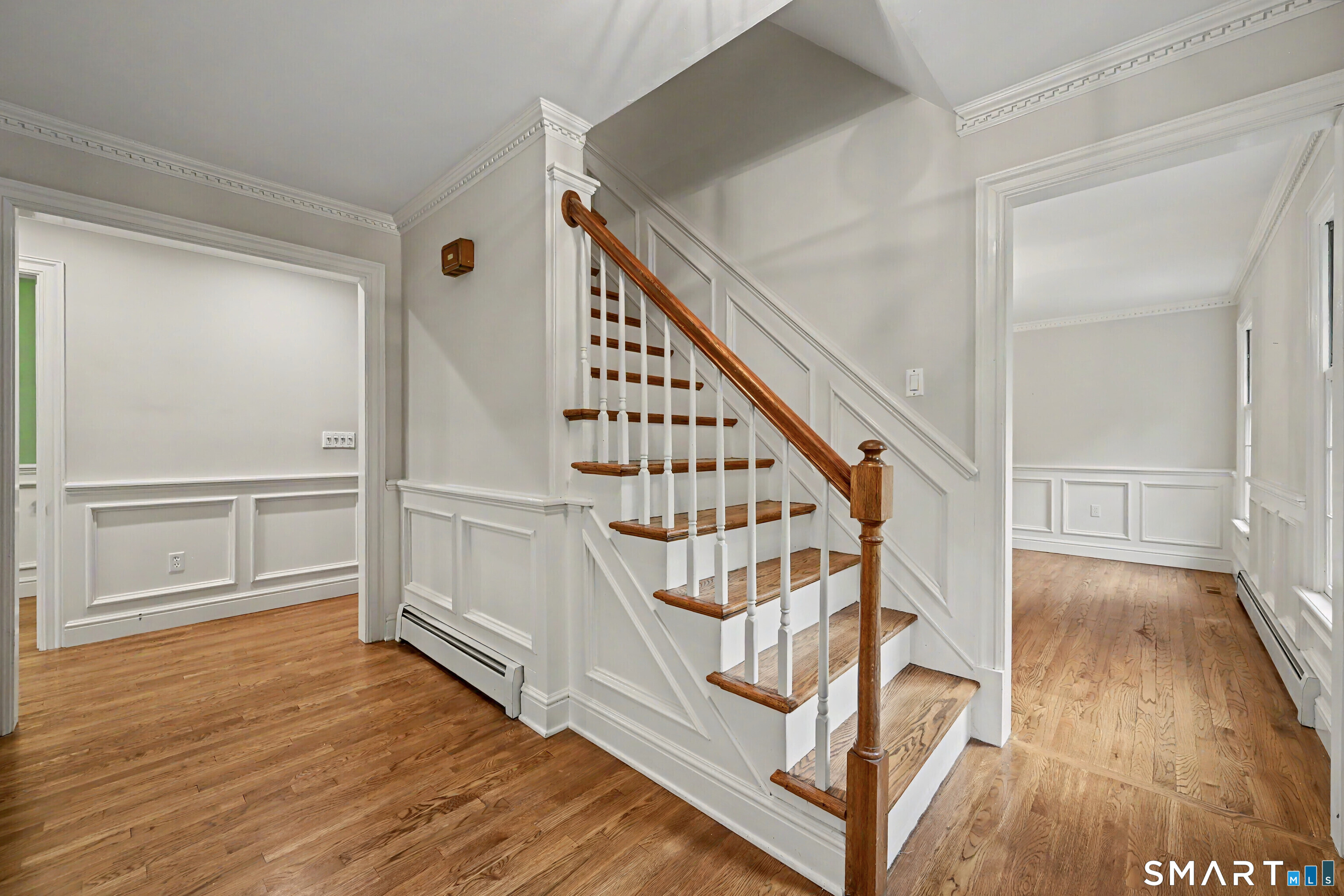 8 Indian Rock Place Property Photo 10