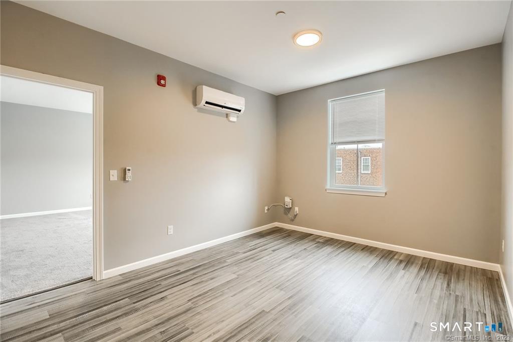 9 Steele 201 Boulevard Property Photo 5