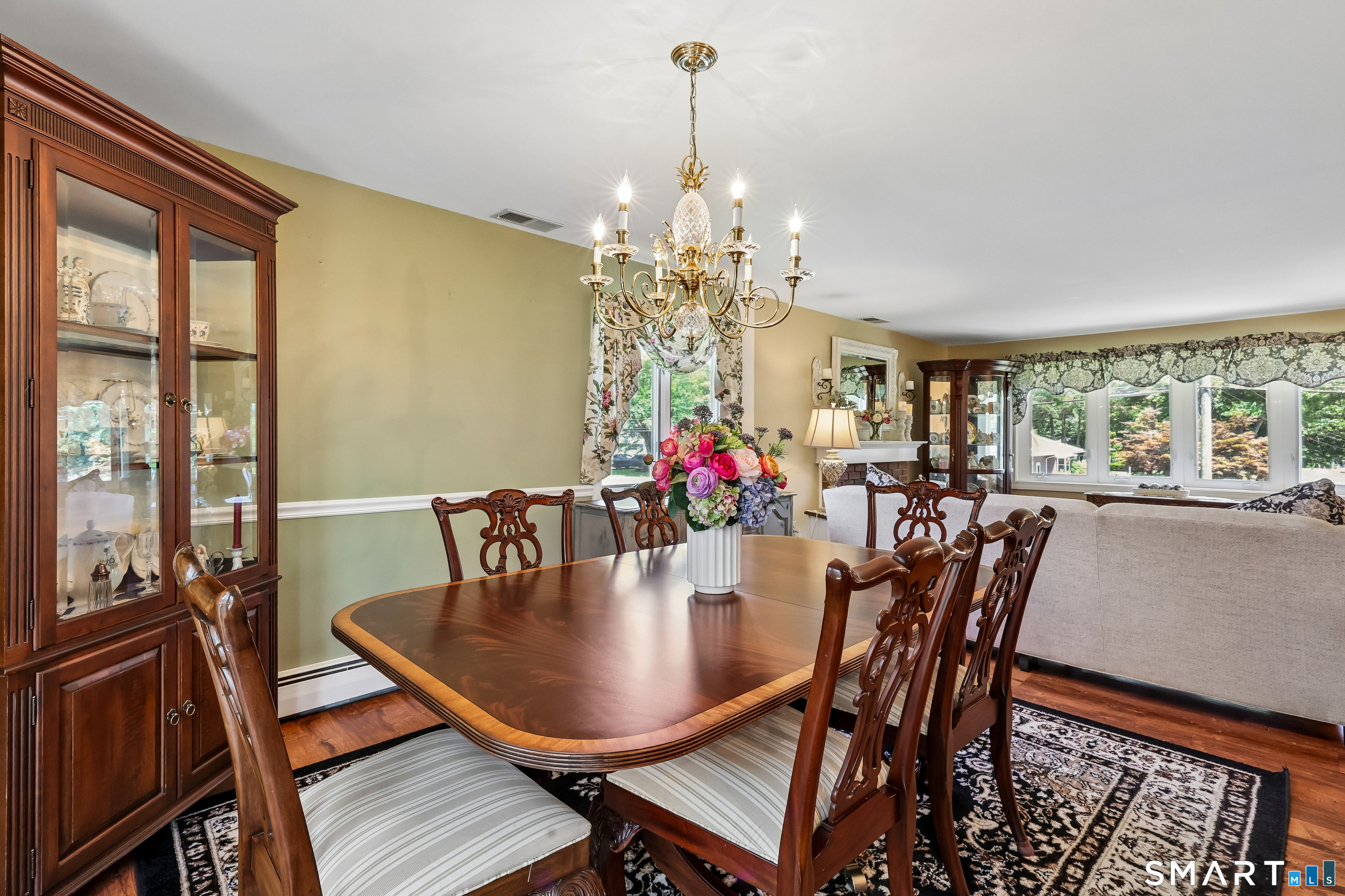 407 Curtiss Street Property Photo 11