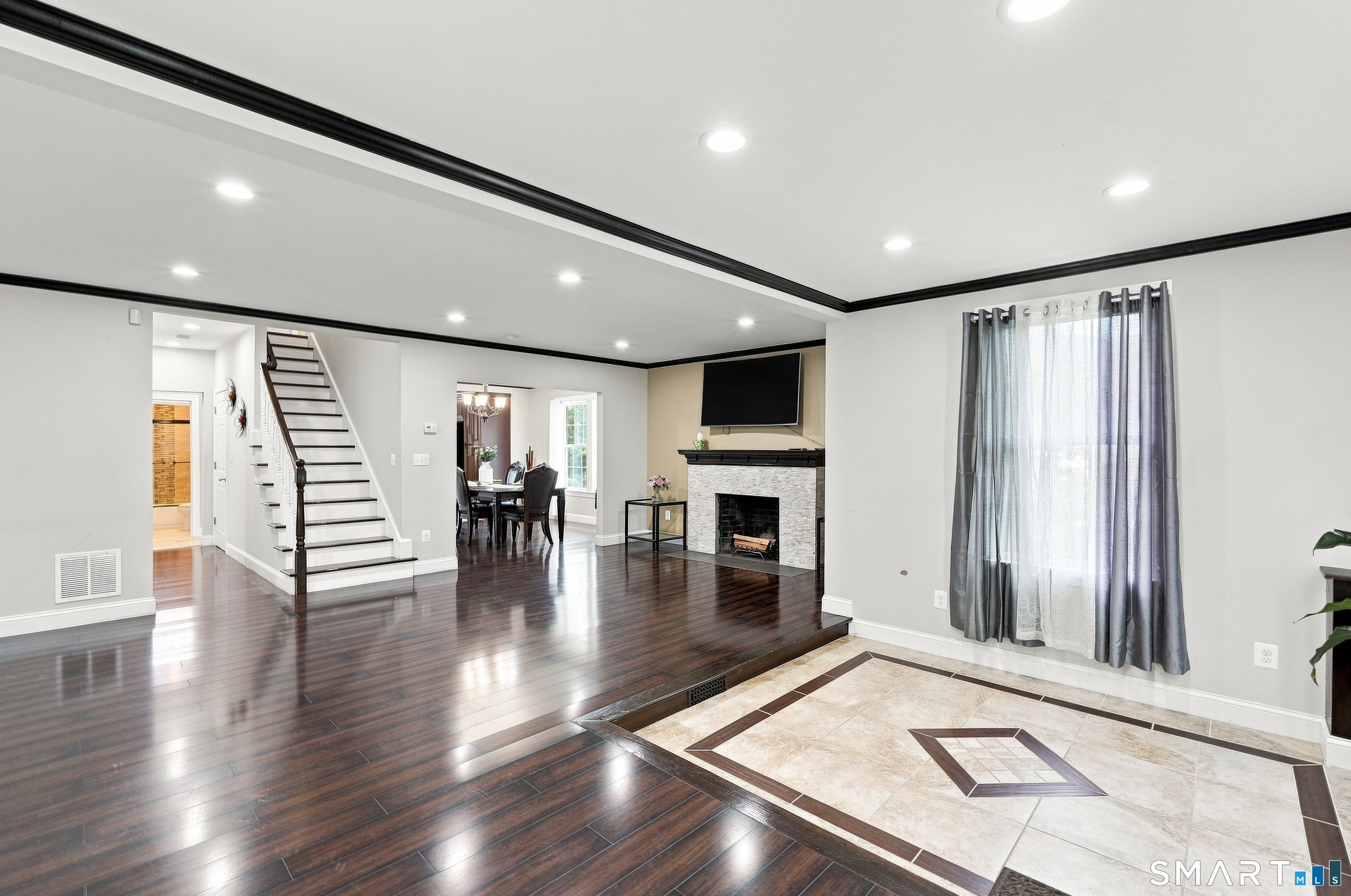 203 Russell Street Property Photo 6