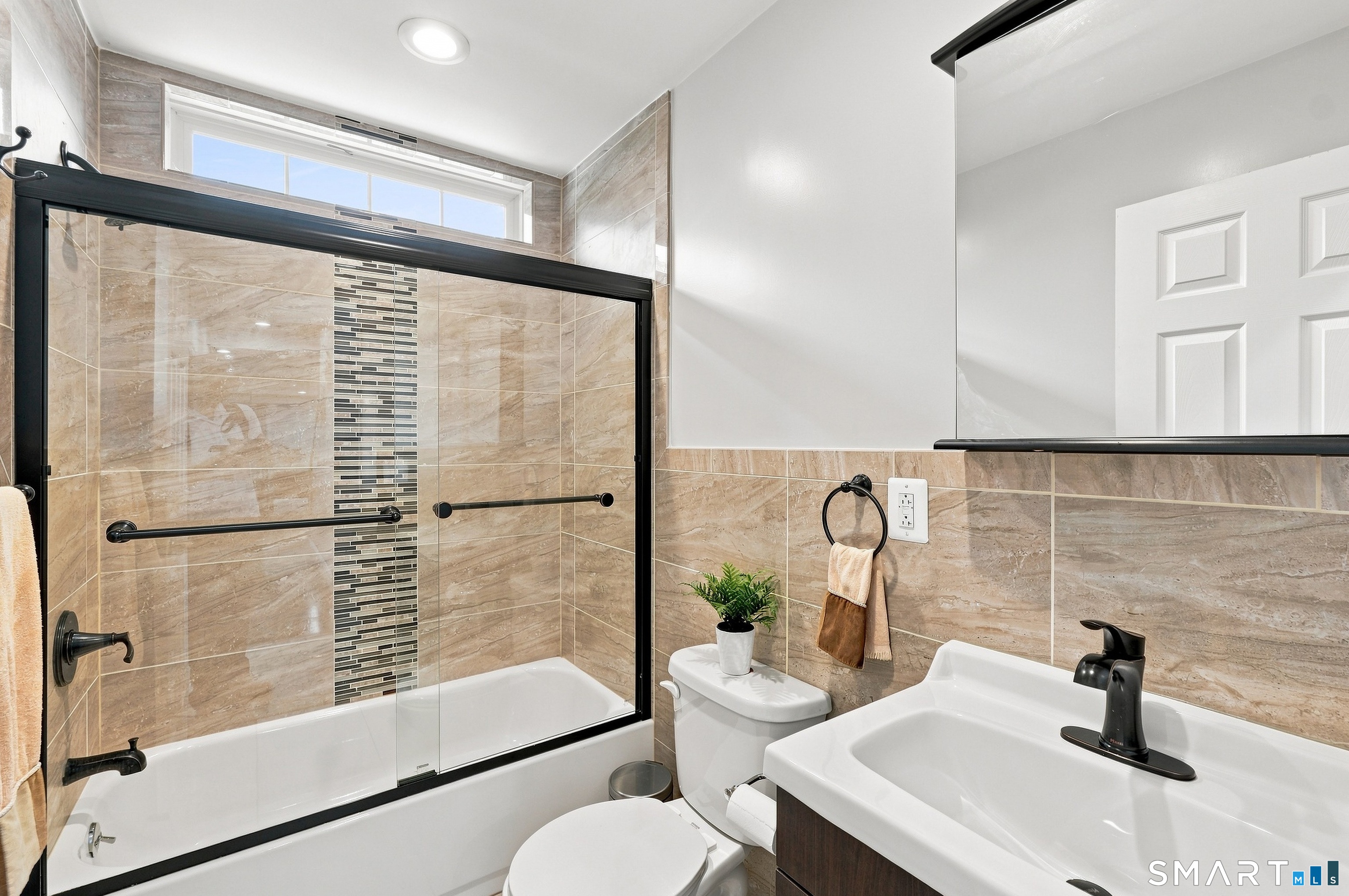 203 Russell Street Property Photo 16
