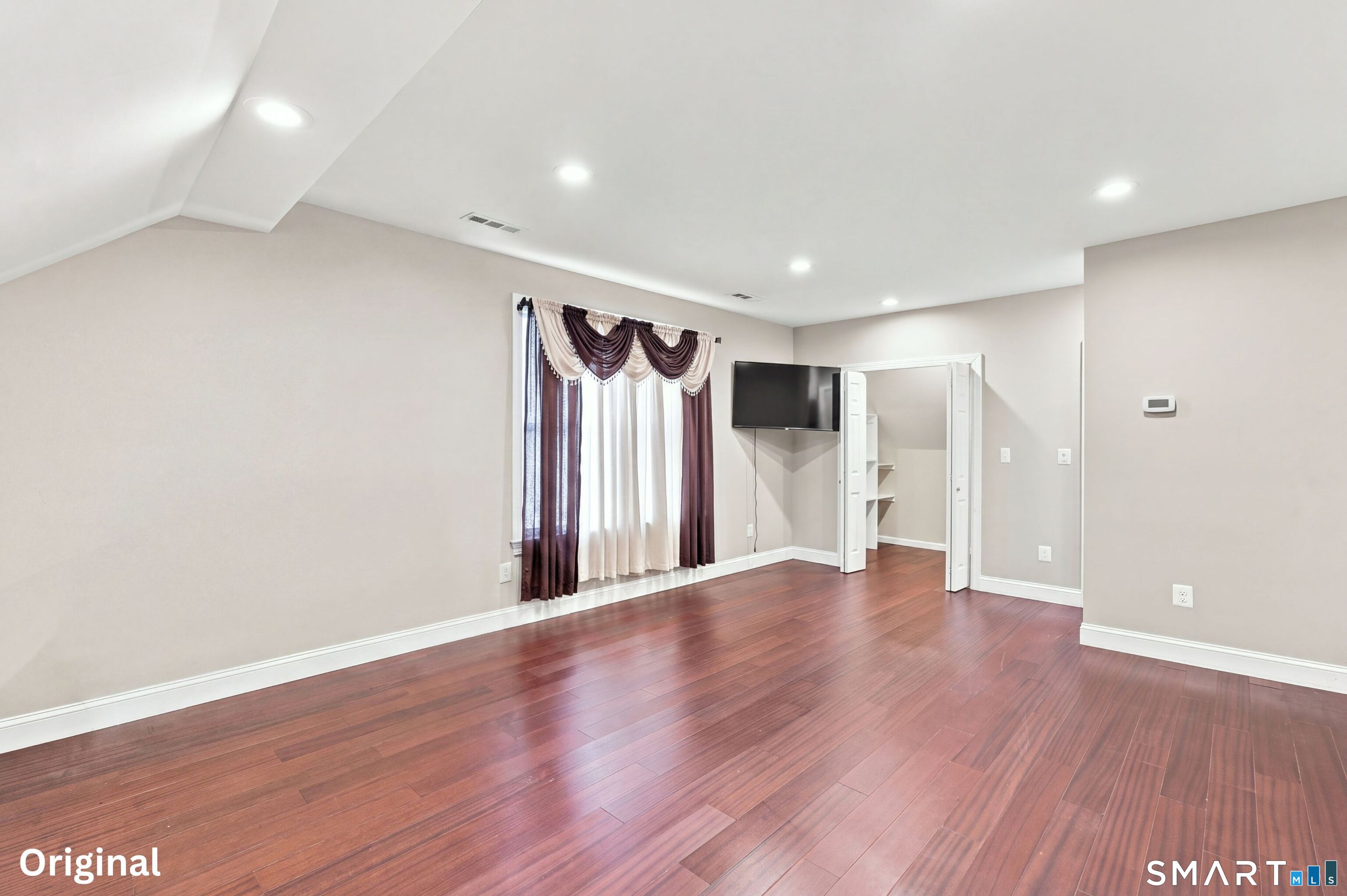 203 Russell Street Property Photo 19