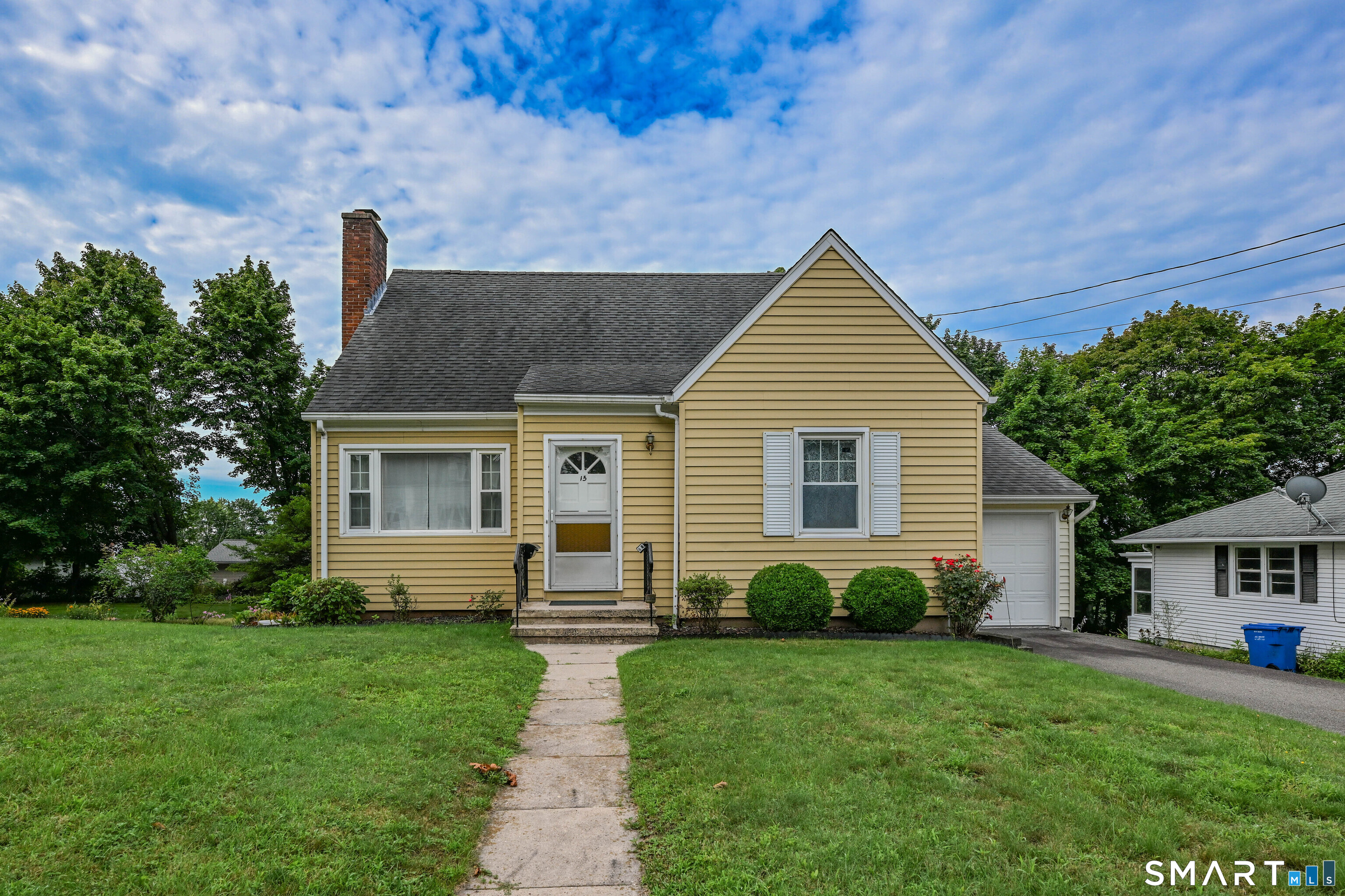 15 Brookdale Road Property Photo 1