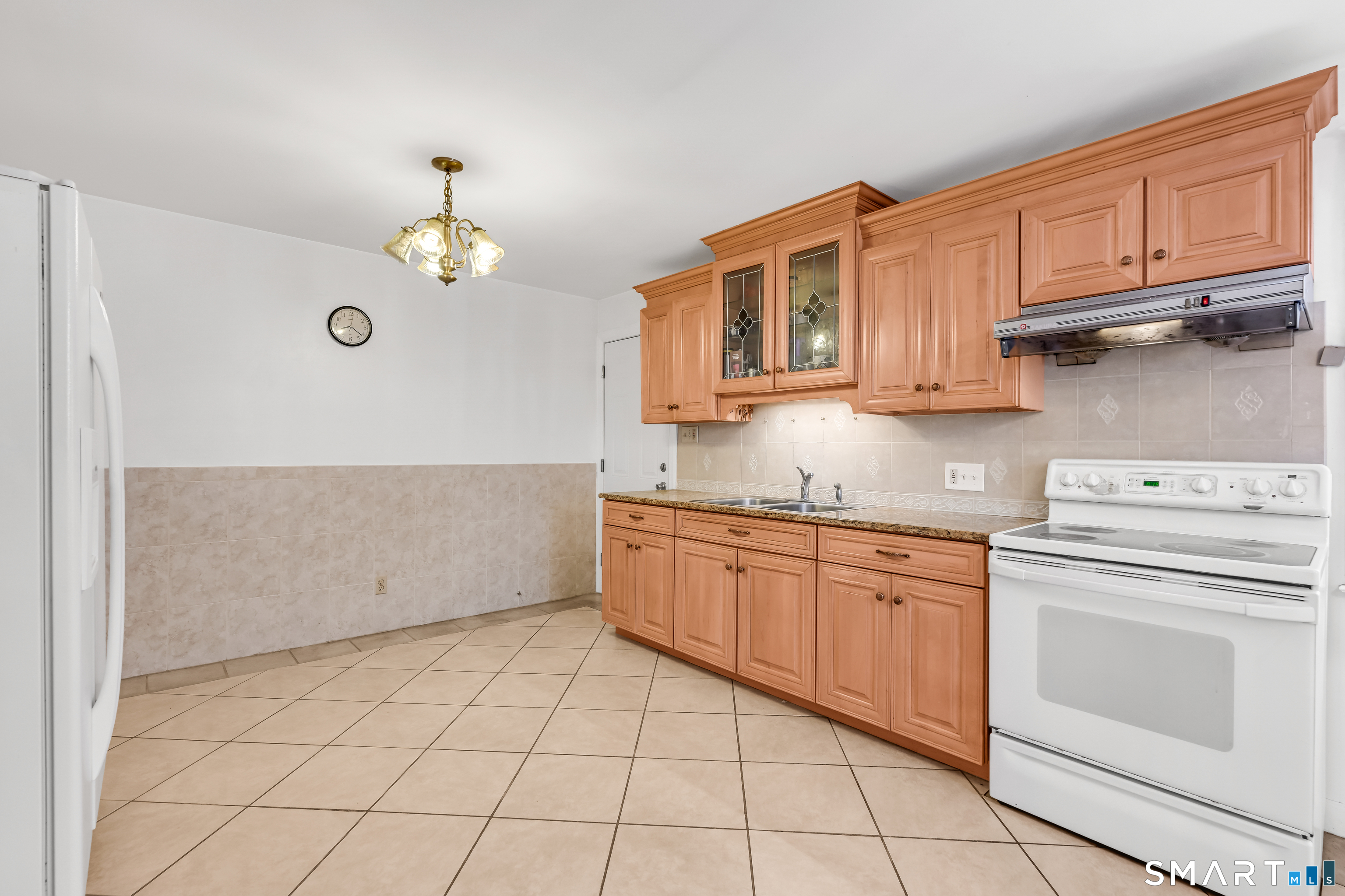 15 Brookdale Road Property Photo 6
