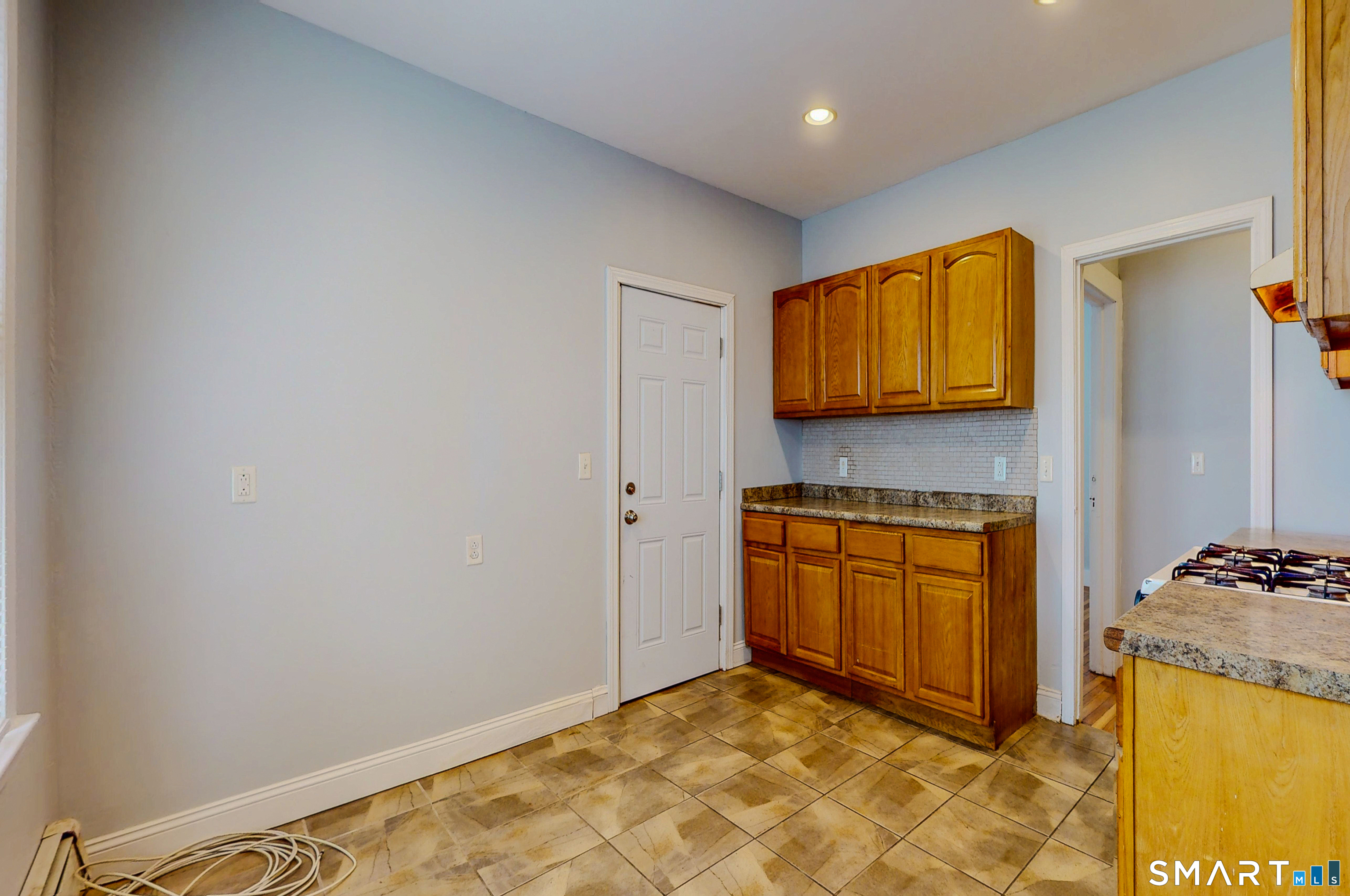 51 Mead Street Property Photo 4