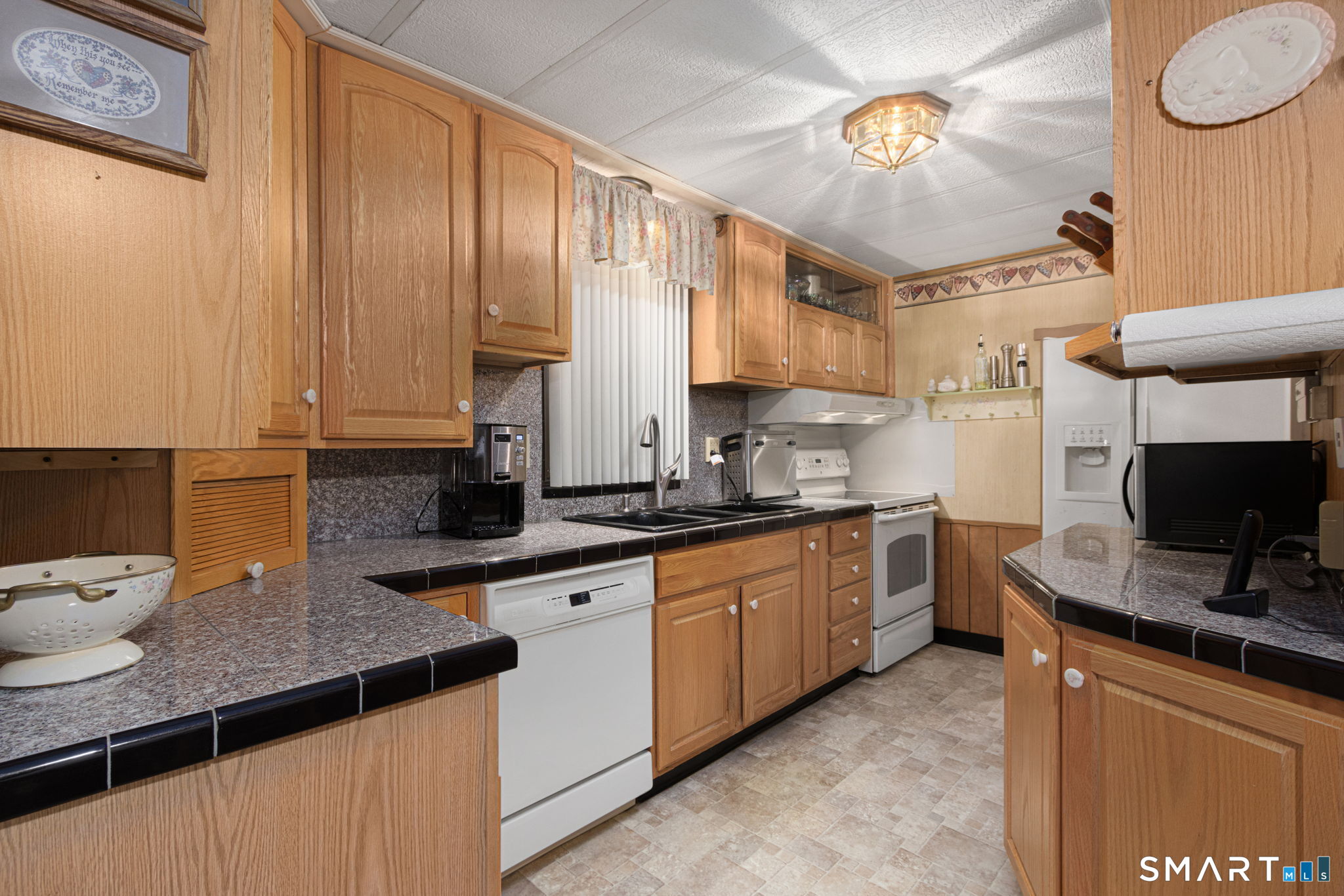 260 Taftville Occum Road Property Photo 8