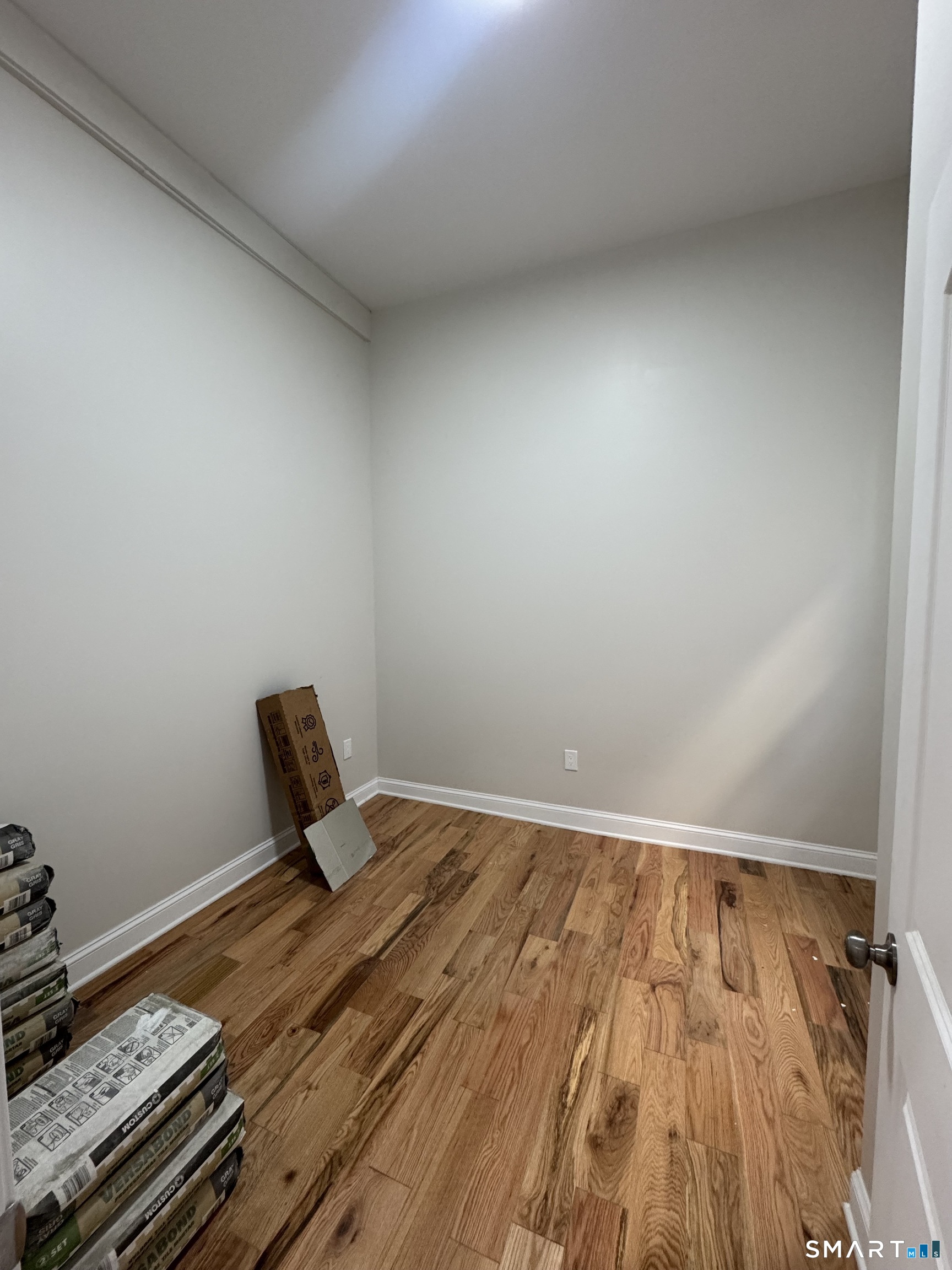 740 Dixwell 1f Avenue Property Photo 10