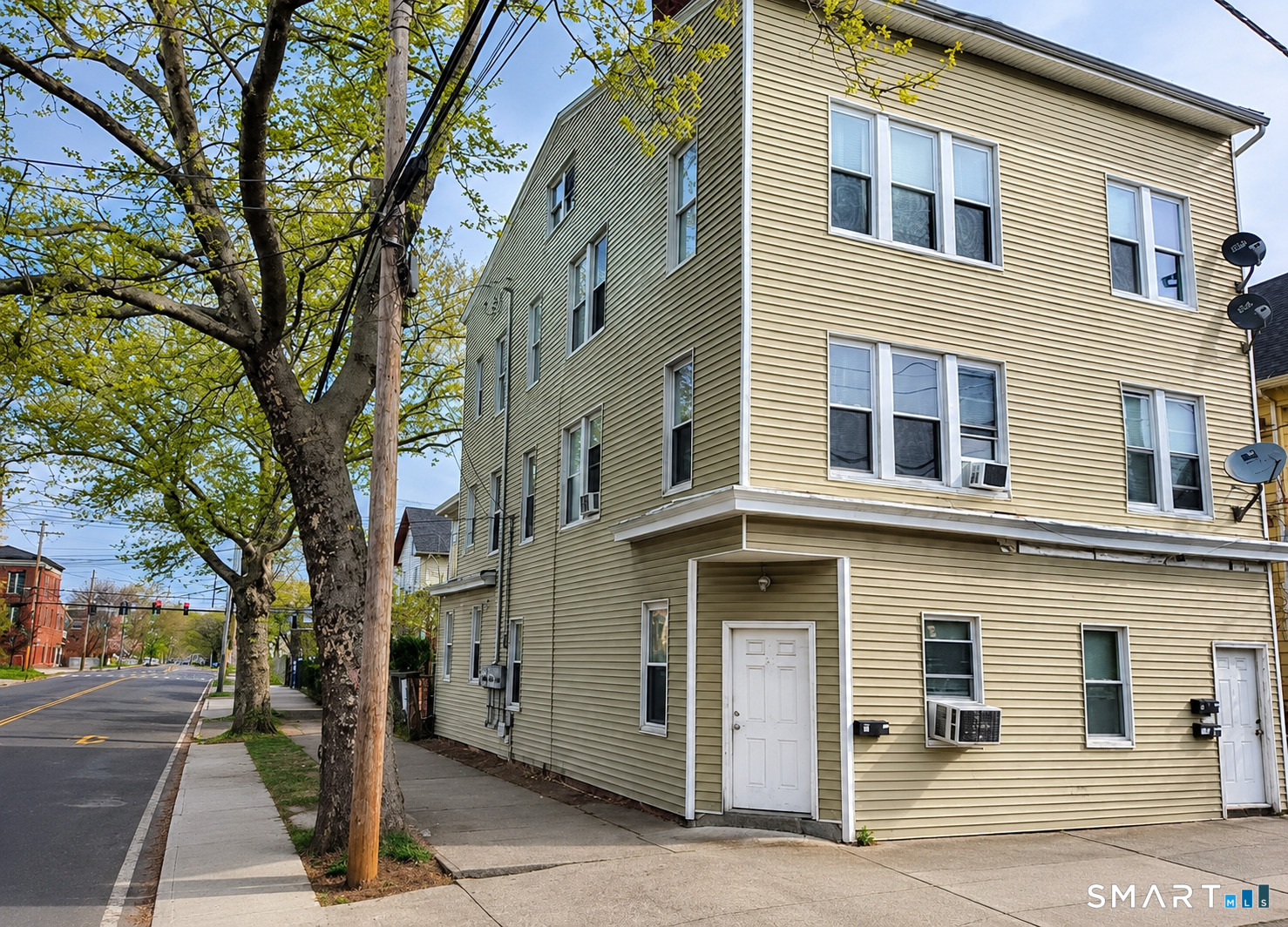 101 Woolsey 3 Street