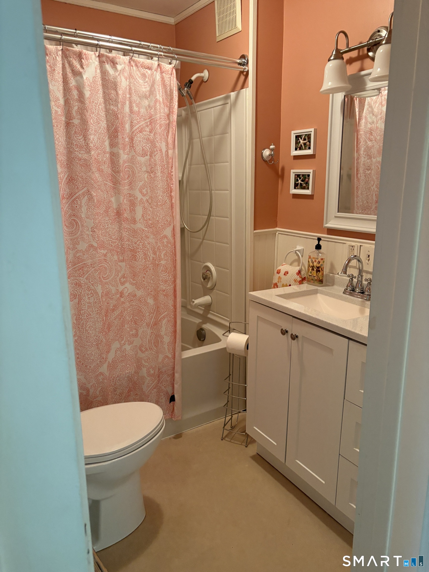 6 East Street Property Photo 15