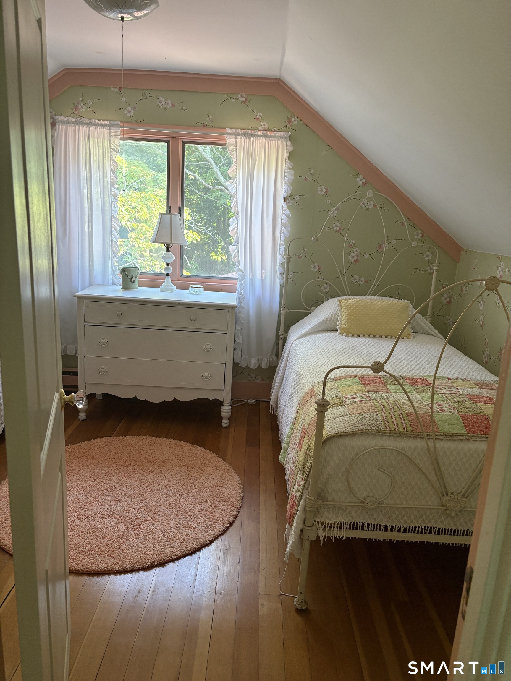 6 East Street Property Photo 21