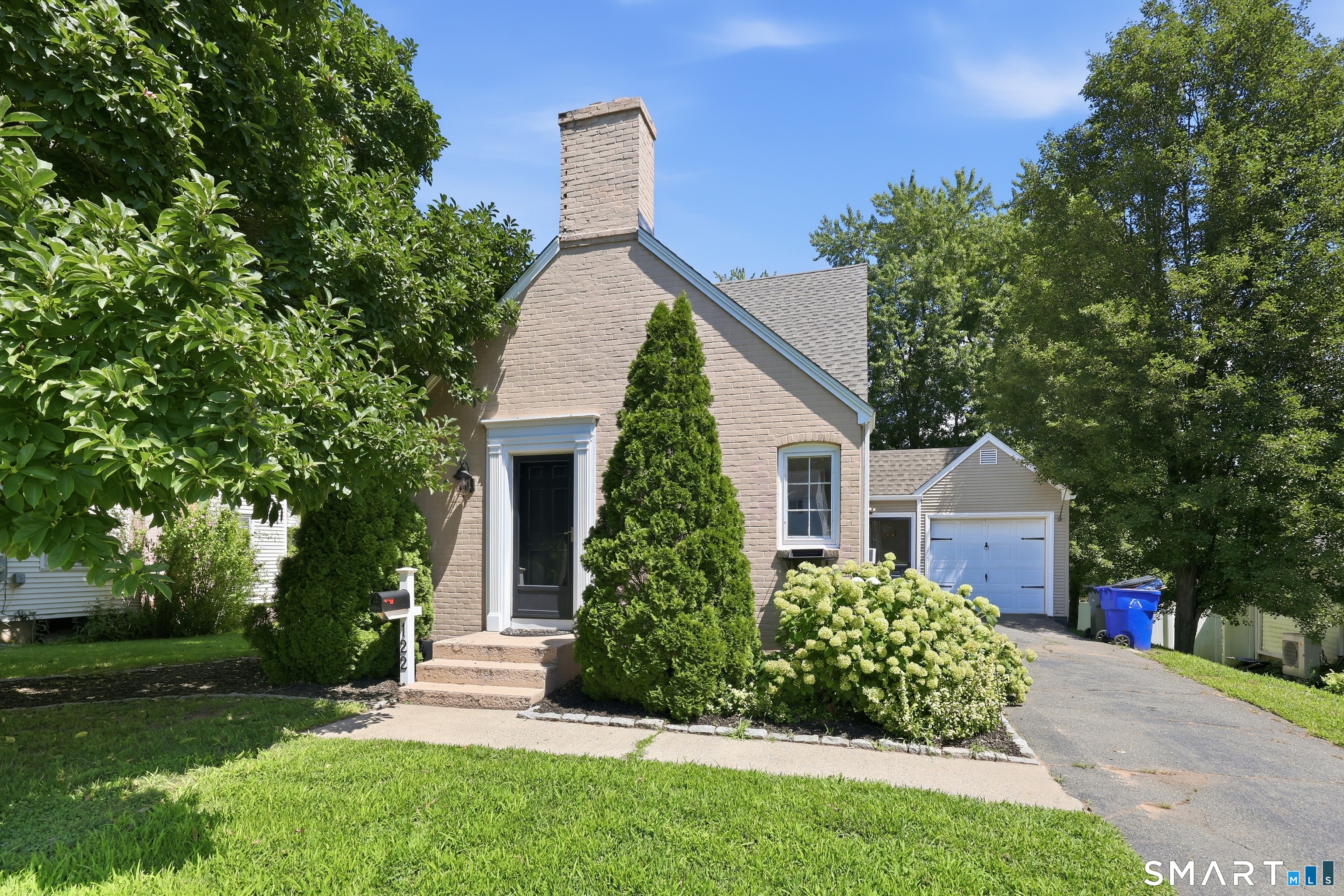 122 Overbrook Road Property Photo 1