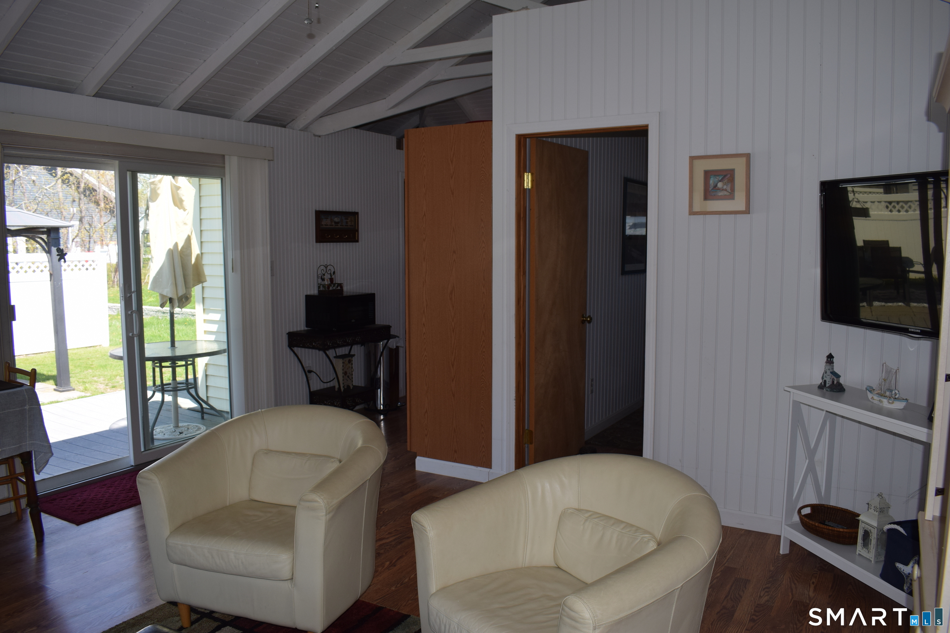 10 Hartford Avenue Property Photo 19