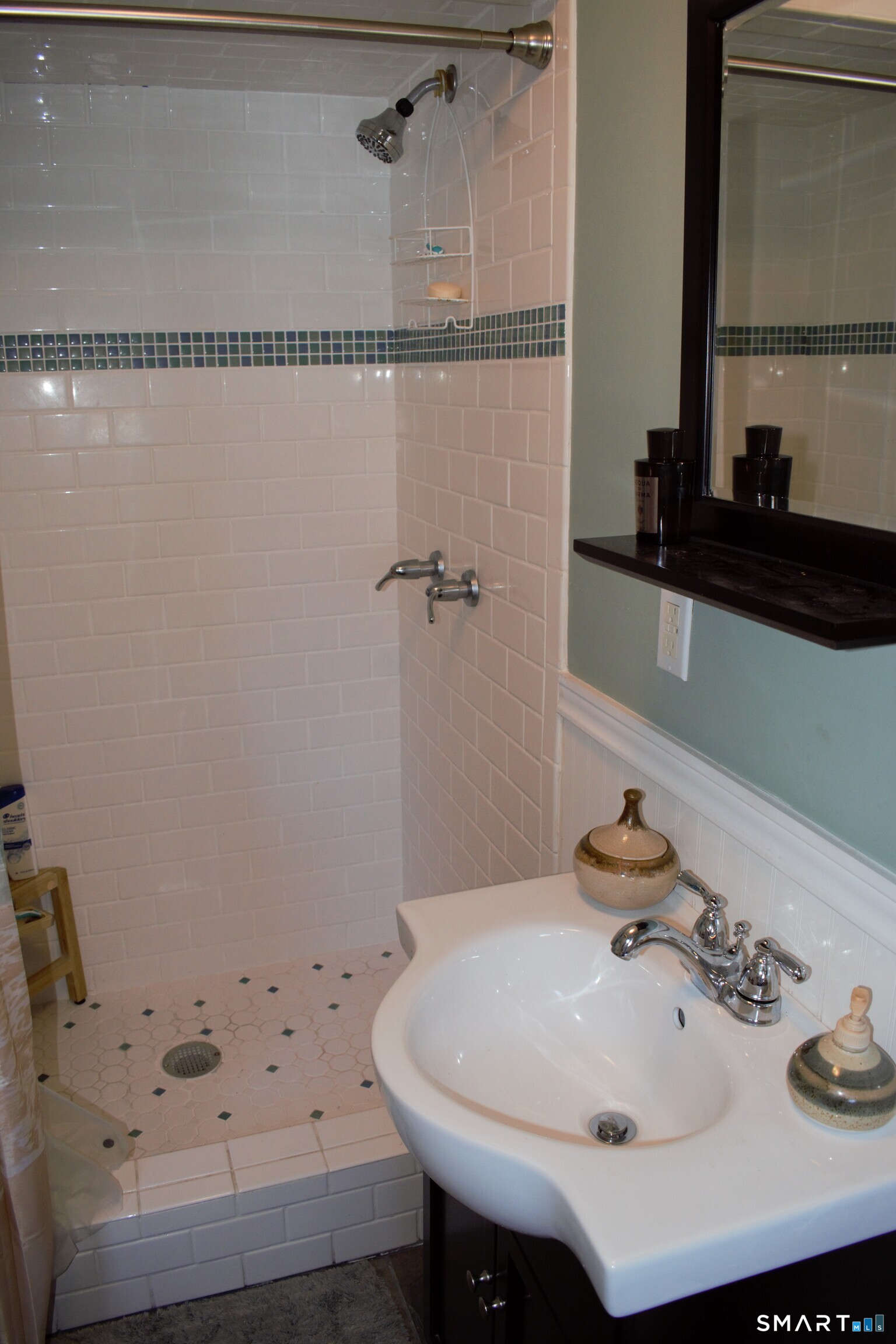 10 Hartford Avenue Property Photo 26