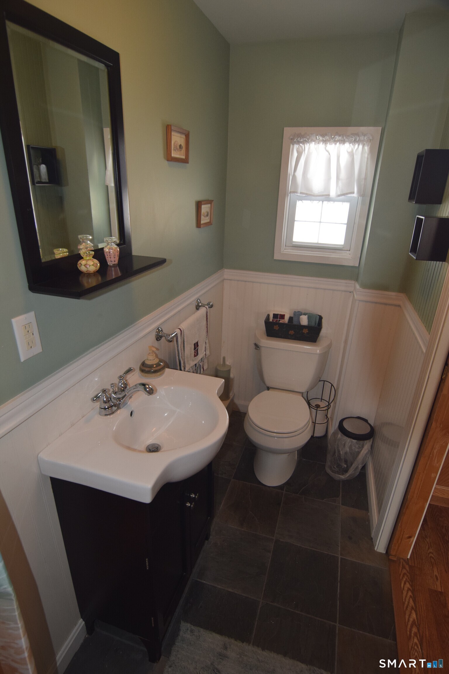 10 Hartford Avenue Property Photo 27