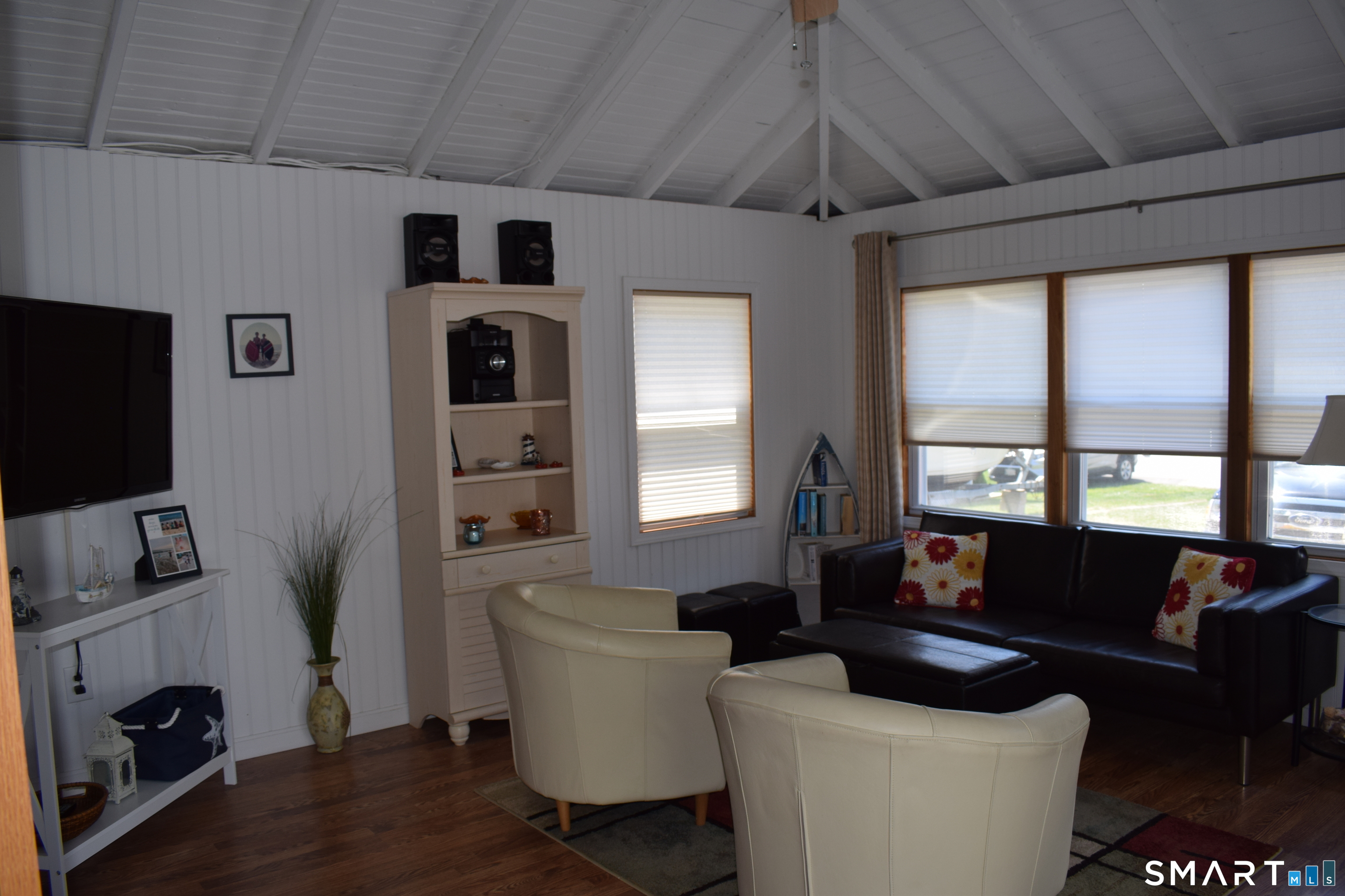 10 Hartford Avenue Property Photo 30