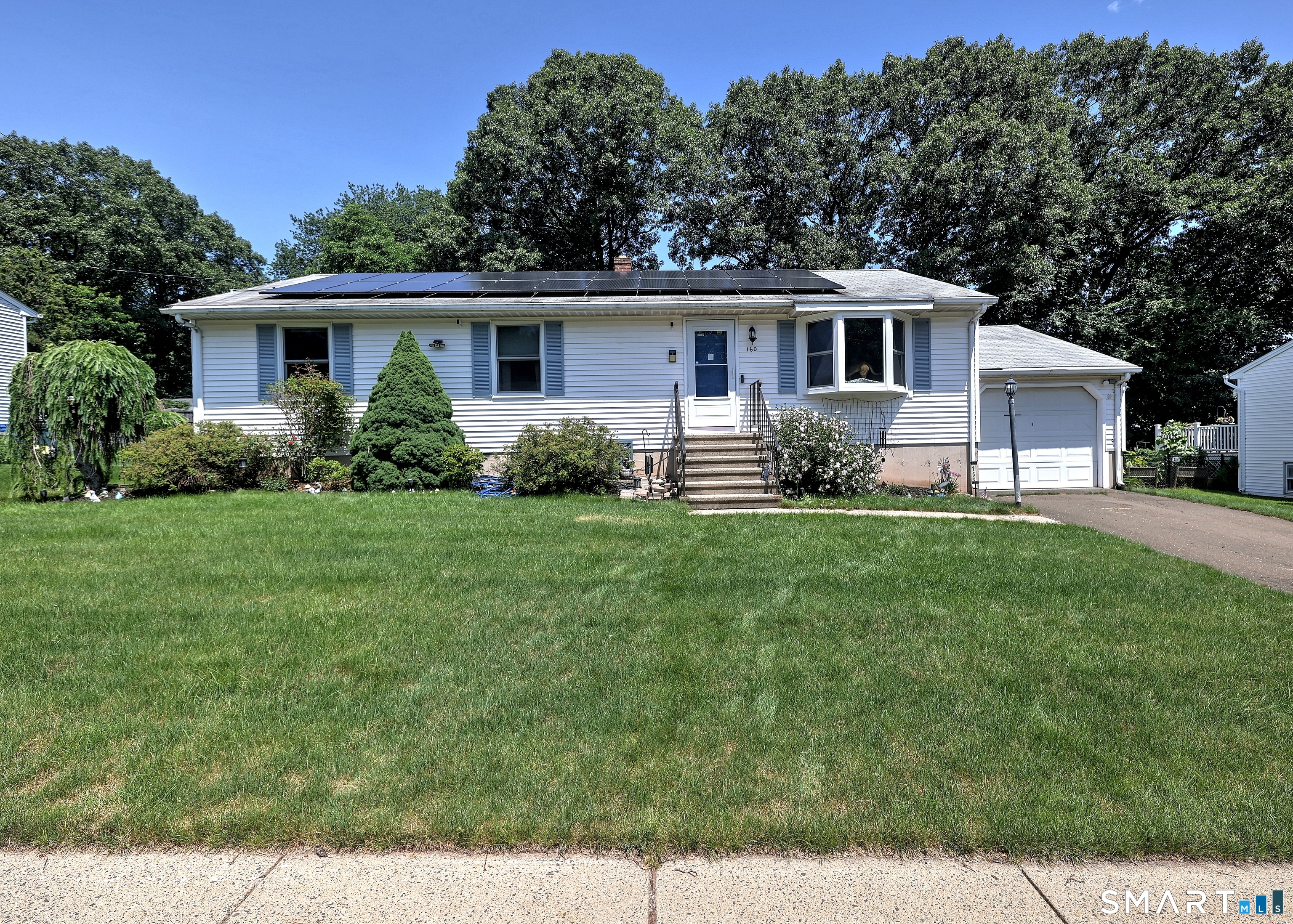 160 Tanglewood Drive Property Photo 1