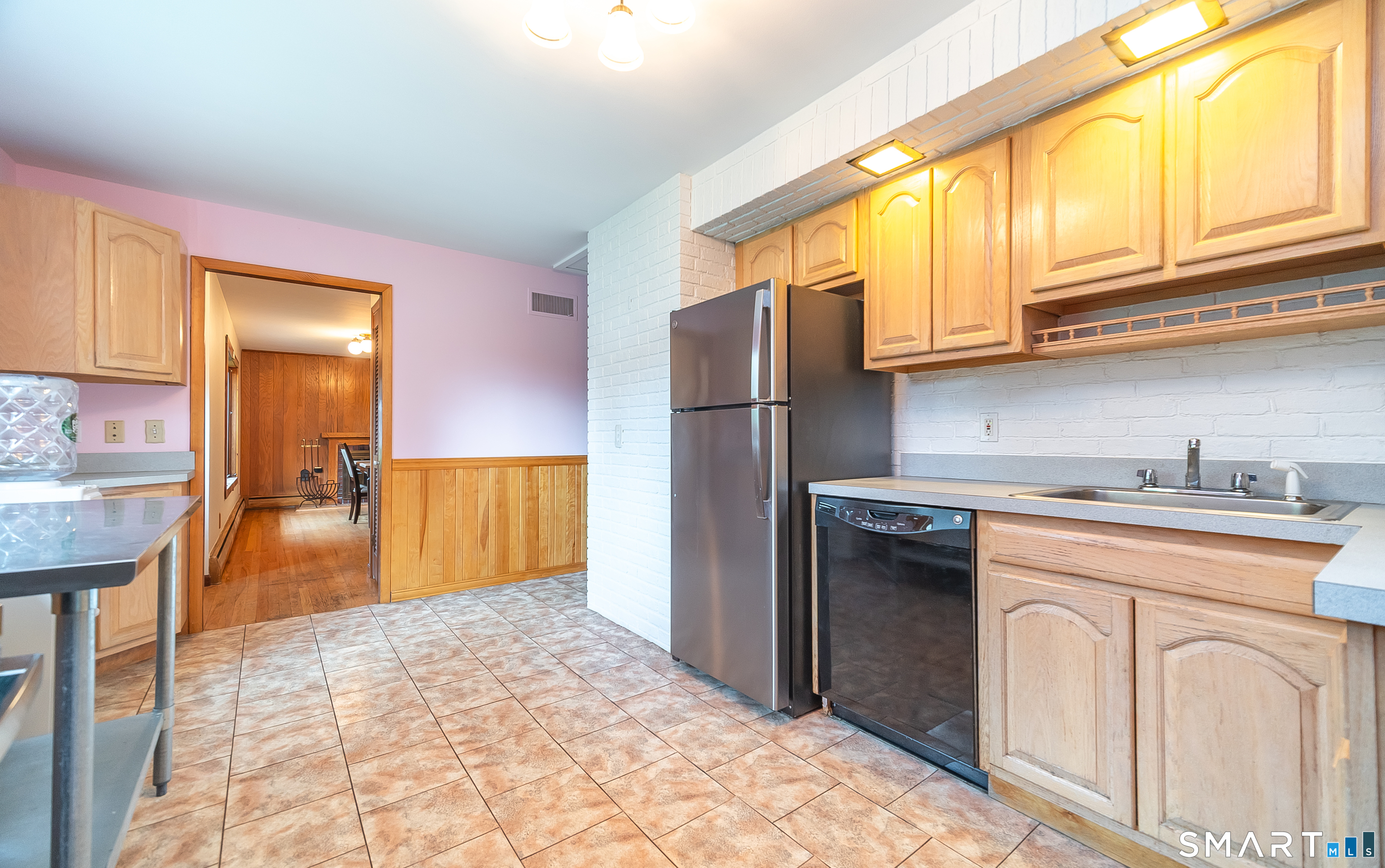 25 Lynn Drive Property Photo 5