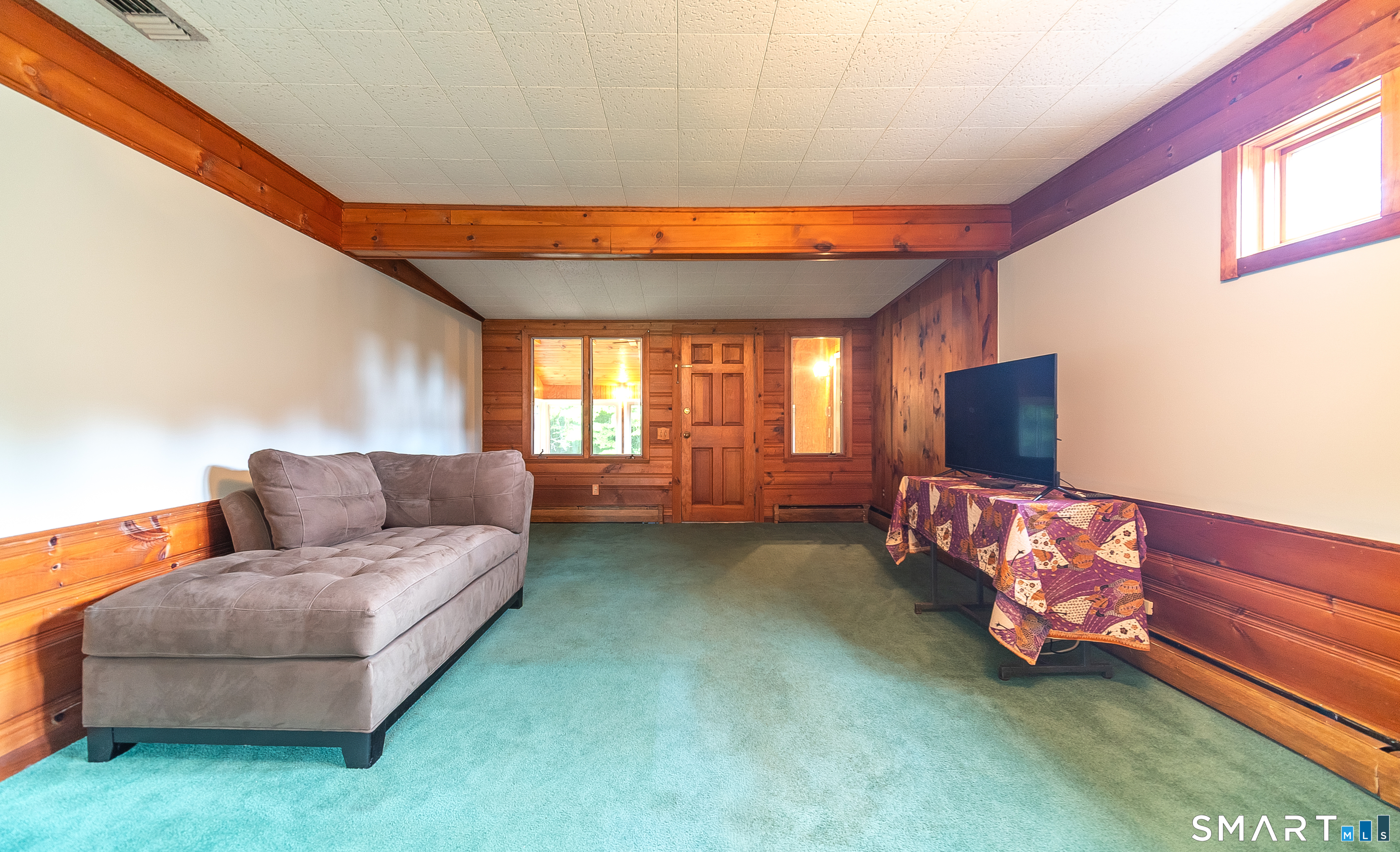 25 Lynn Drive Property Photo 9